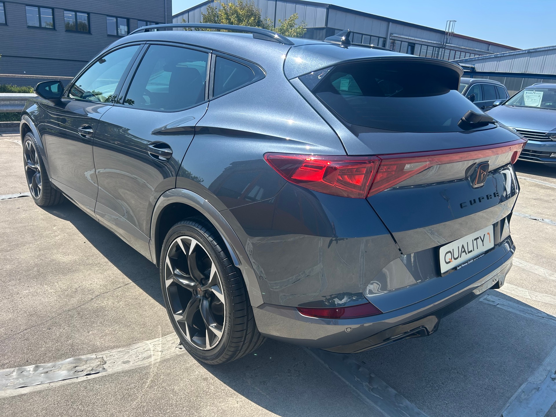 CUPRA Formentor 1.5 TSI DSG-image-2
