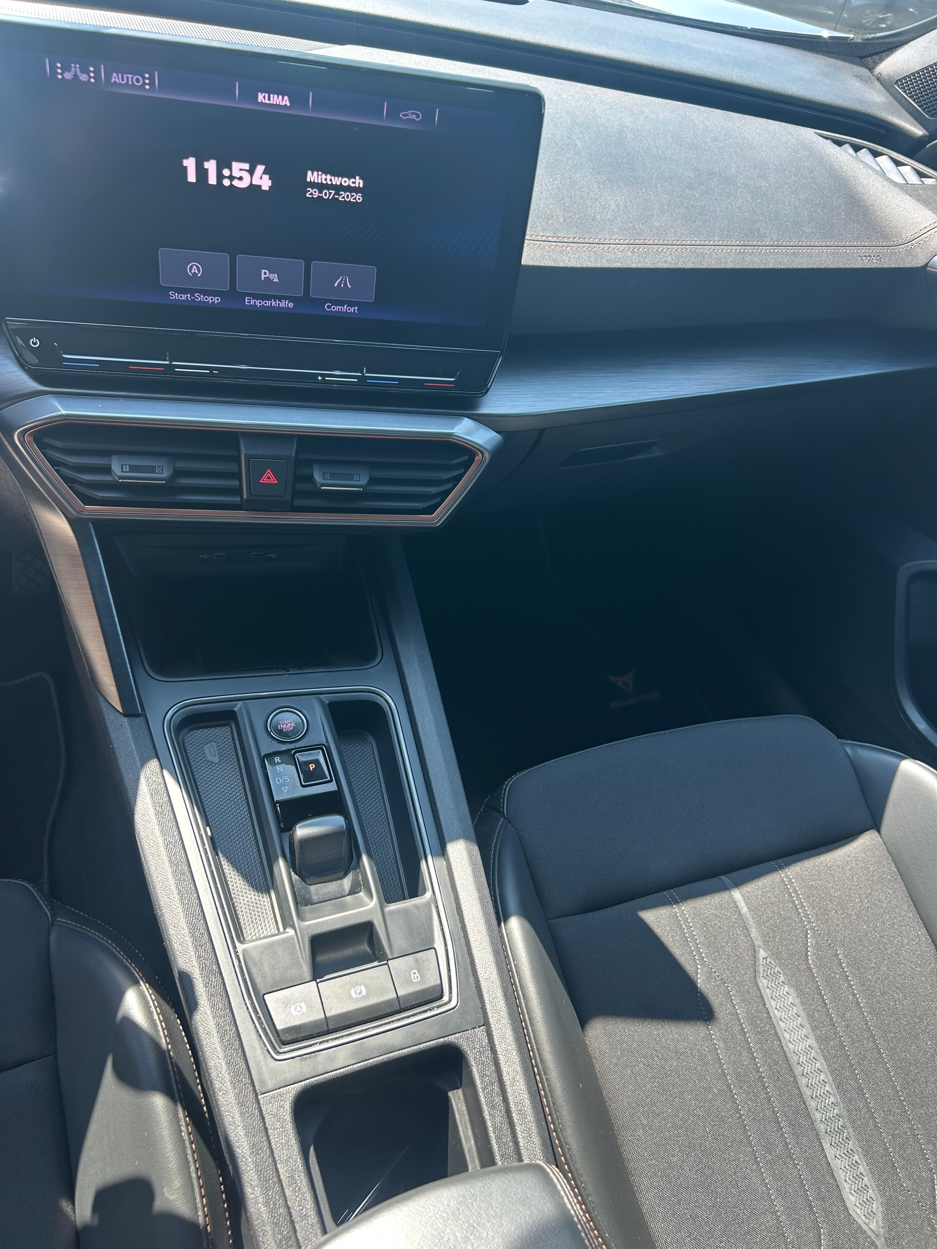 CUPRA Formentor 1.5 TSI DSG-image-17