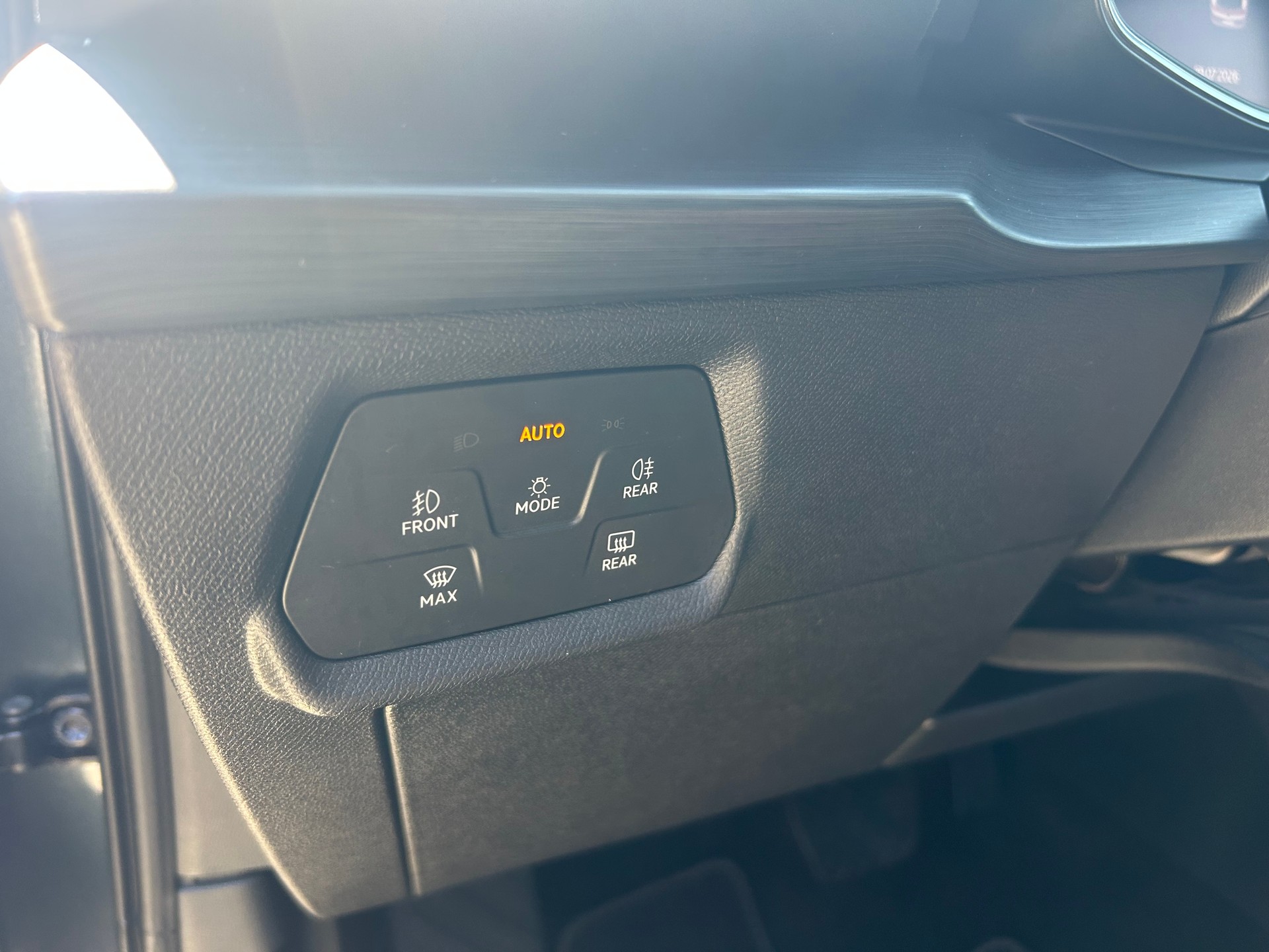 CUPRA Formentor 1.5 TSI DSG-image-14
