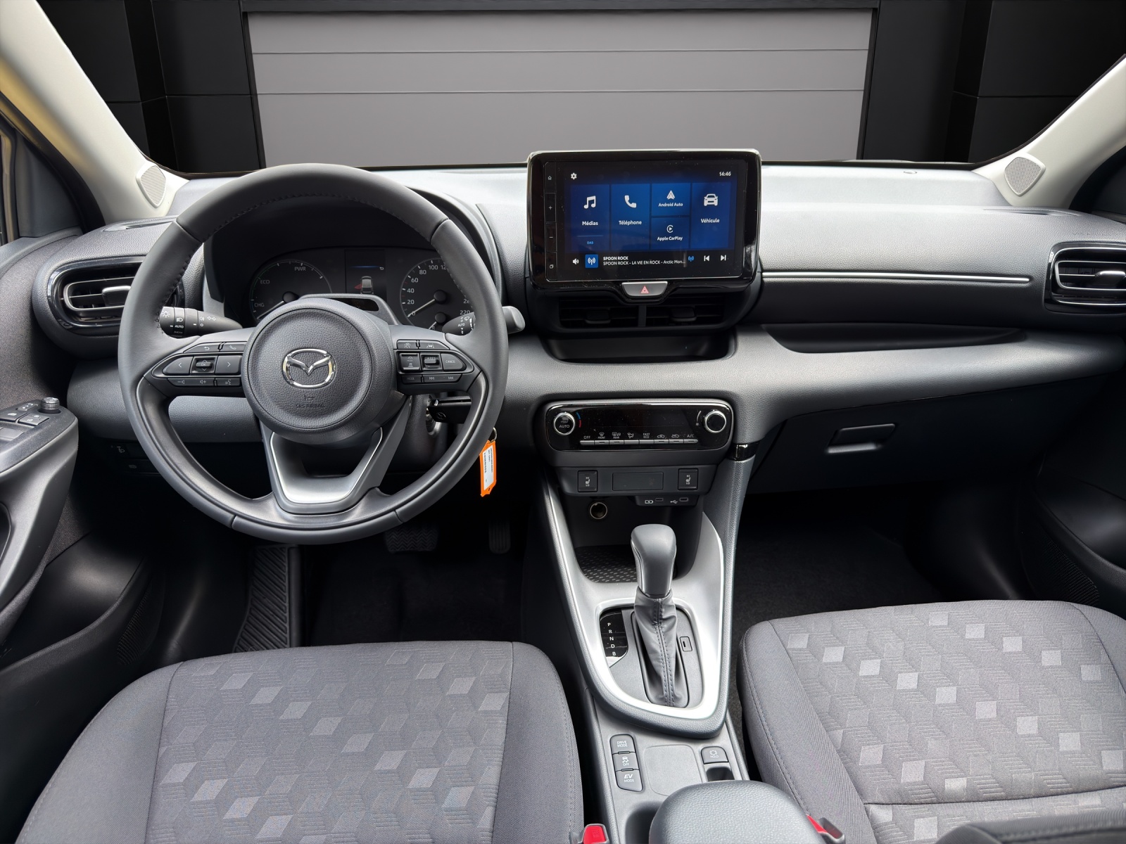MAZDA 2 Hybrid Centre-line-image-6