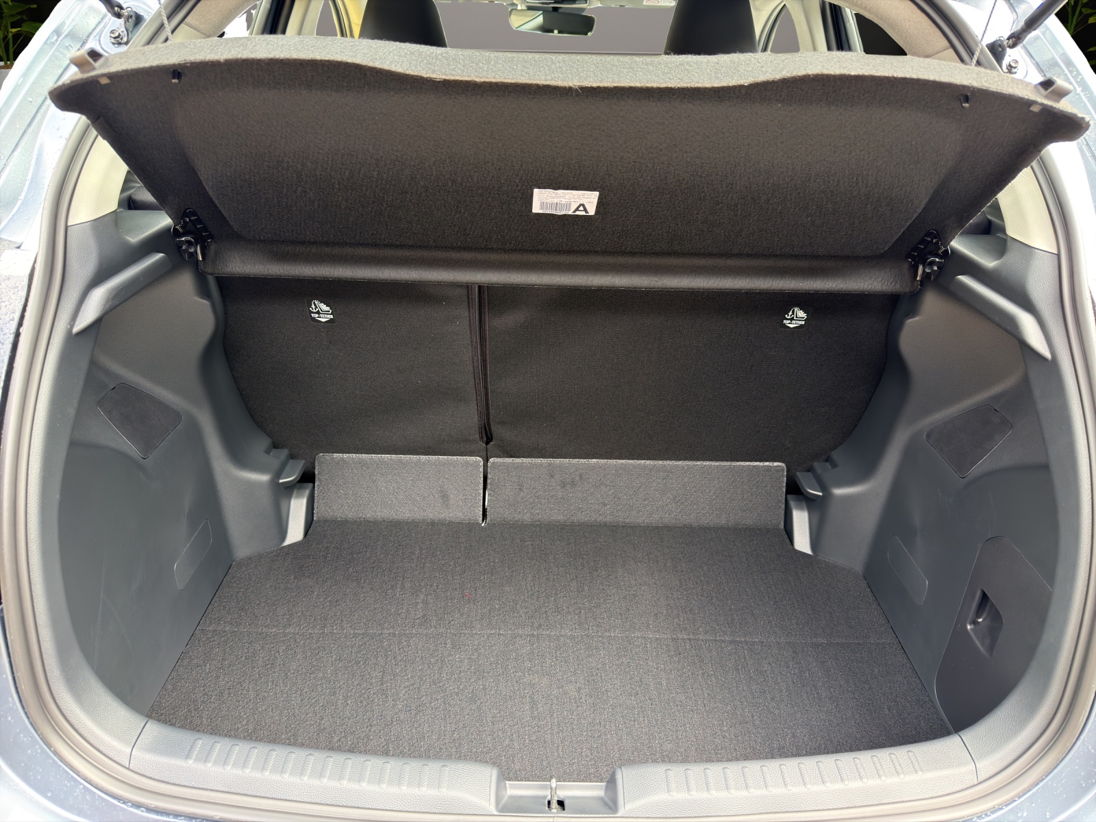 MAZDA 2 Hybrid Centre-line-image-9