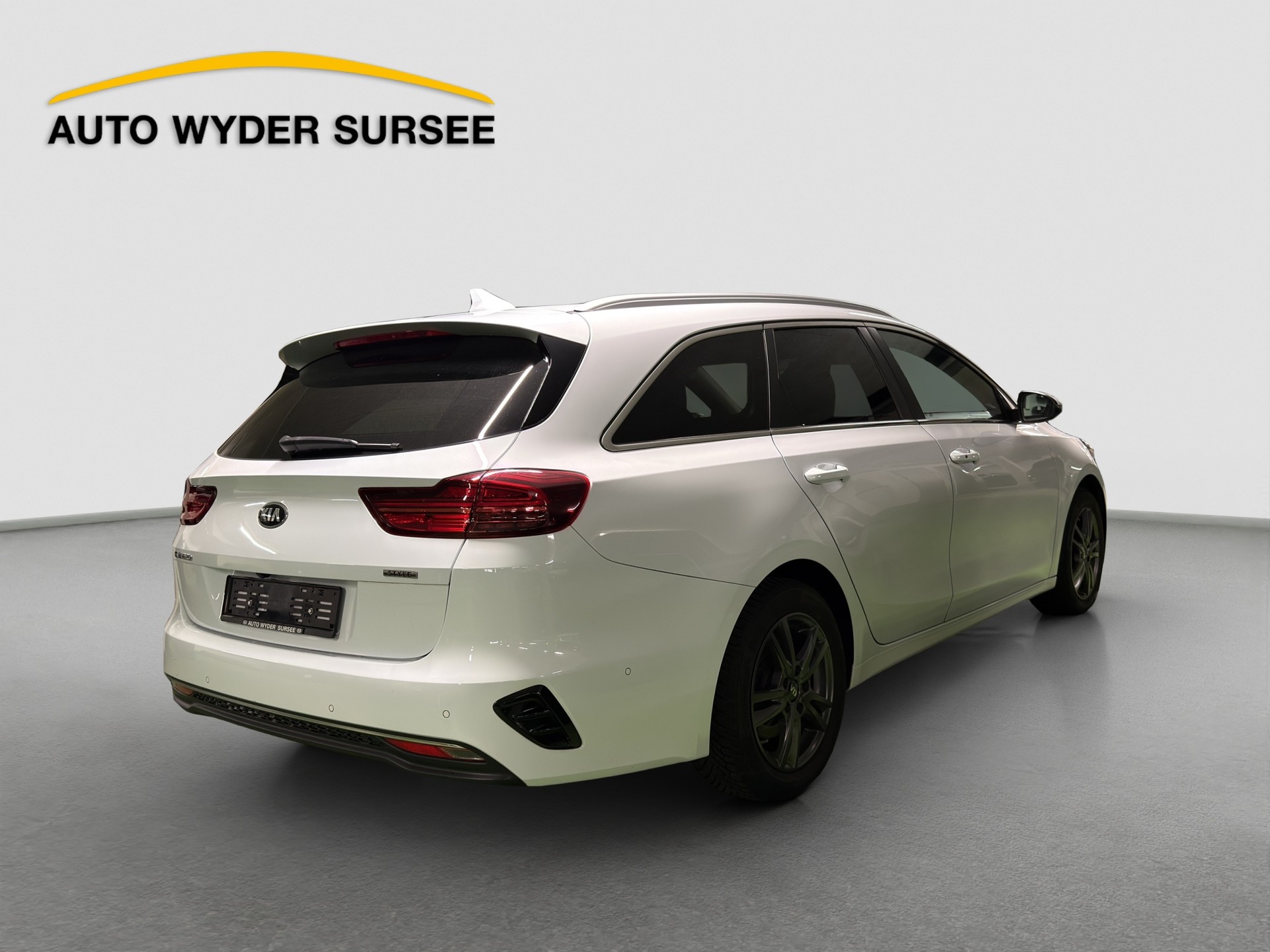 KIA Ceed SW 1.4 T-GDi Style-image-5