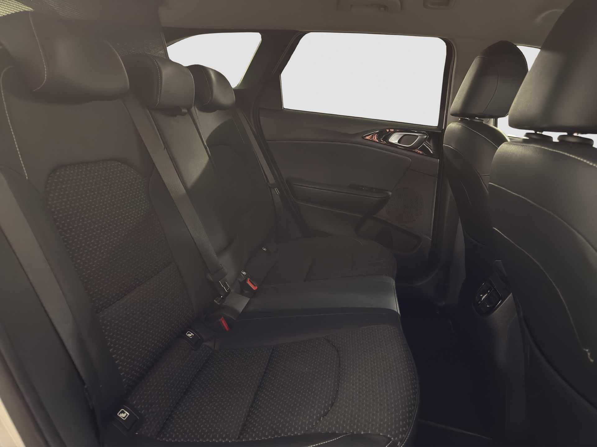 KIA Ceed SW 1.4 T-GDi Style-image-11