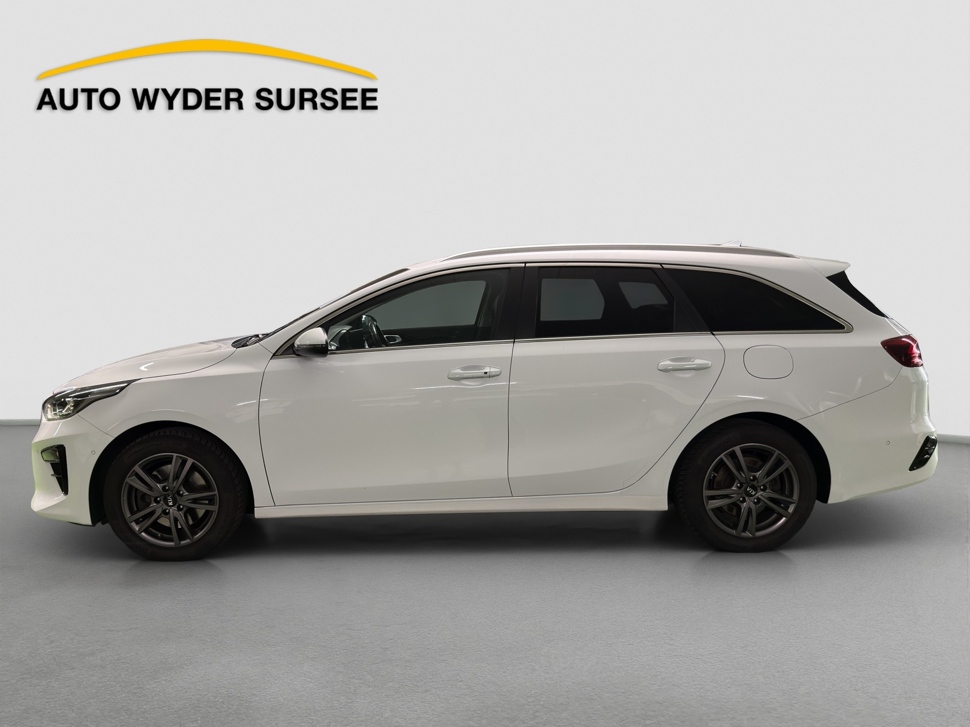 KIA Ceed SW 1.4 T-GDi Style-image-2