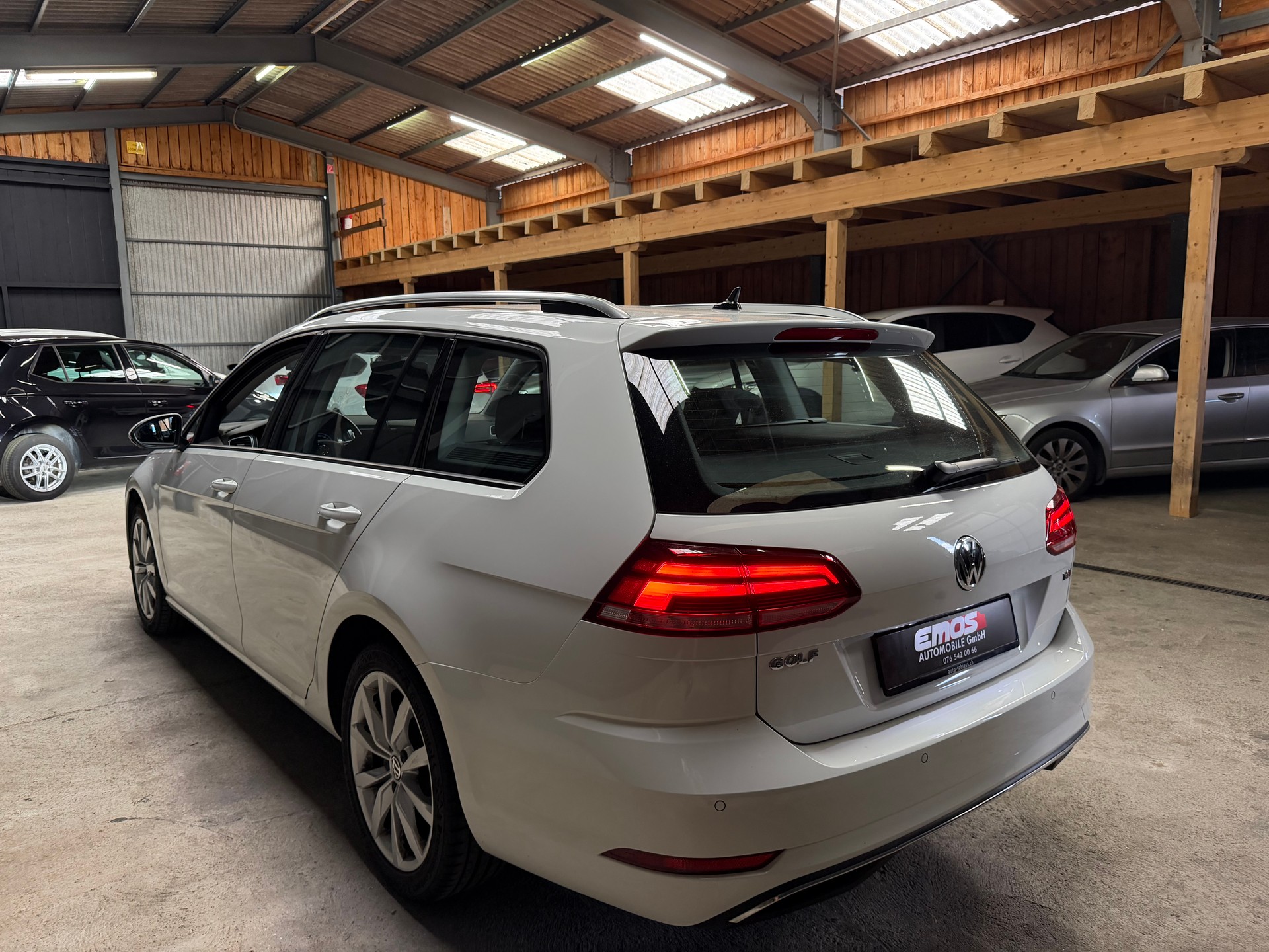 VW Golf Variant 1.4 TSI Highline-image-6