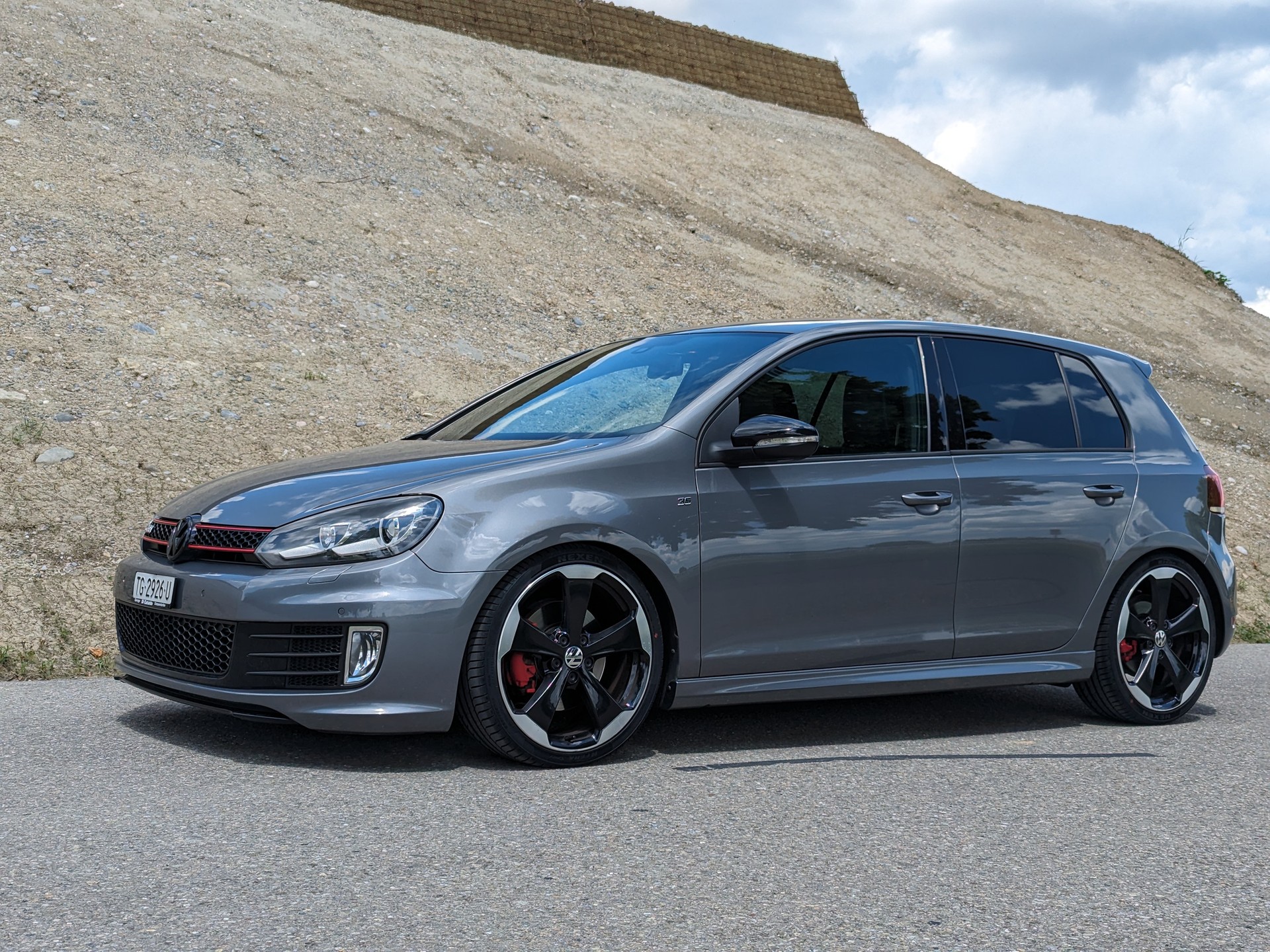 VW Golf 2.0 TSI GTI Edition 35 DSG-image-0