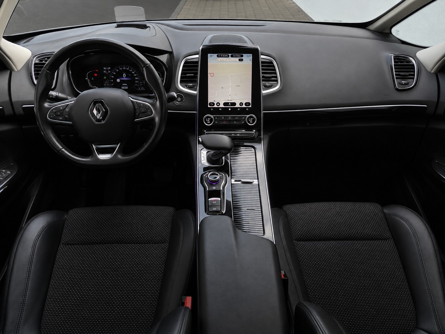 RENAULT Espace 2.0 dCi Intens EDC 6 * CH-Fahrzeug * Frisch ab MFK *-image-11