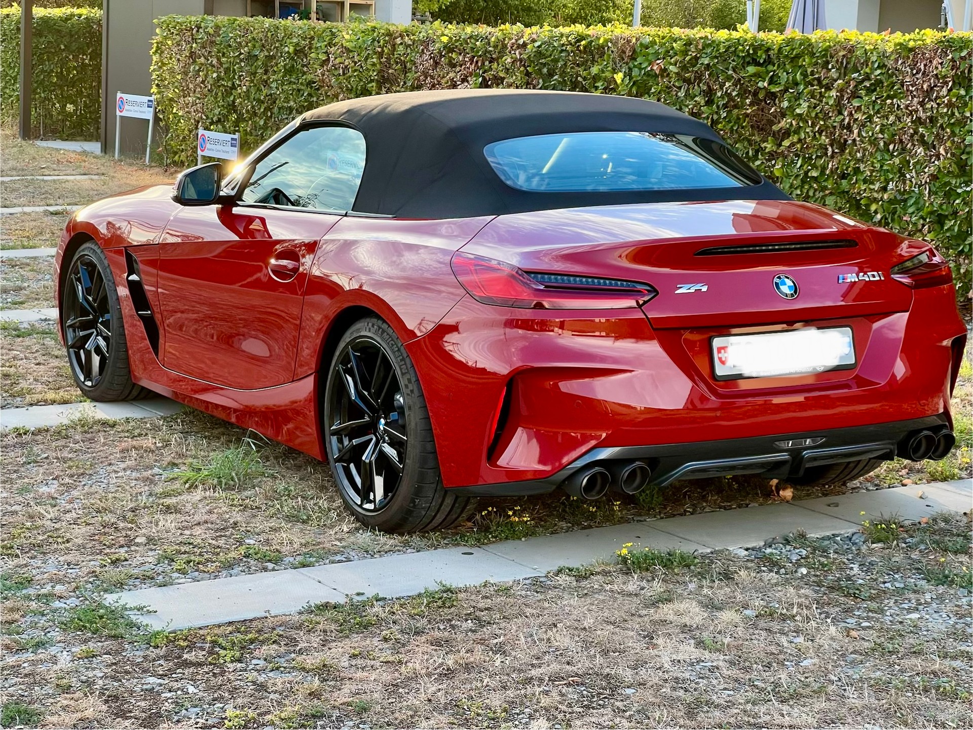 BMW M40i-image-3