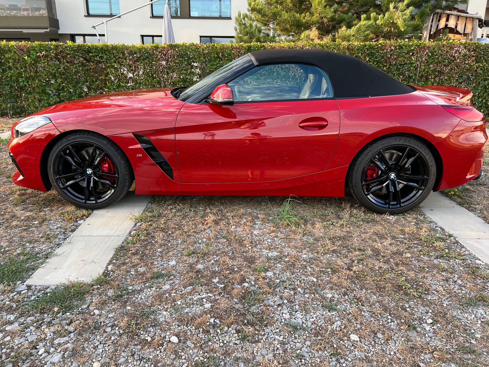 BMW M40i-image-4