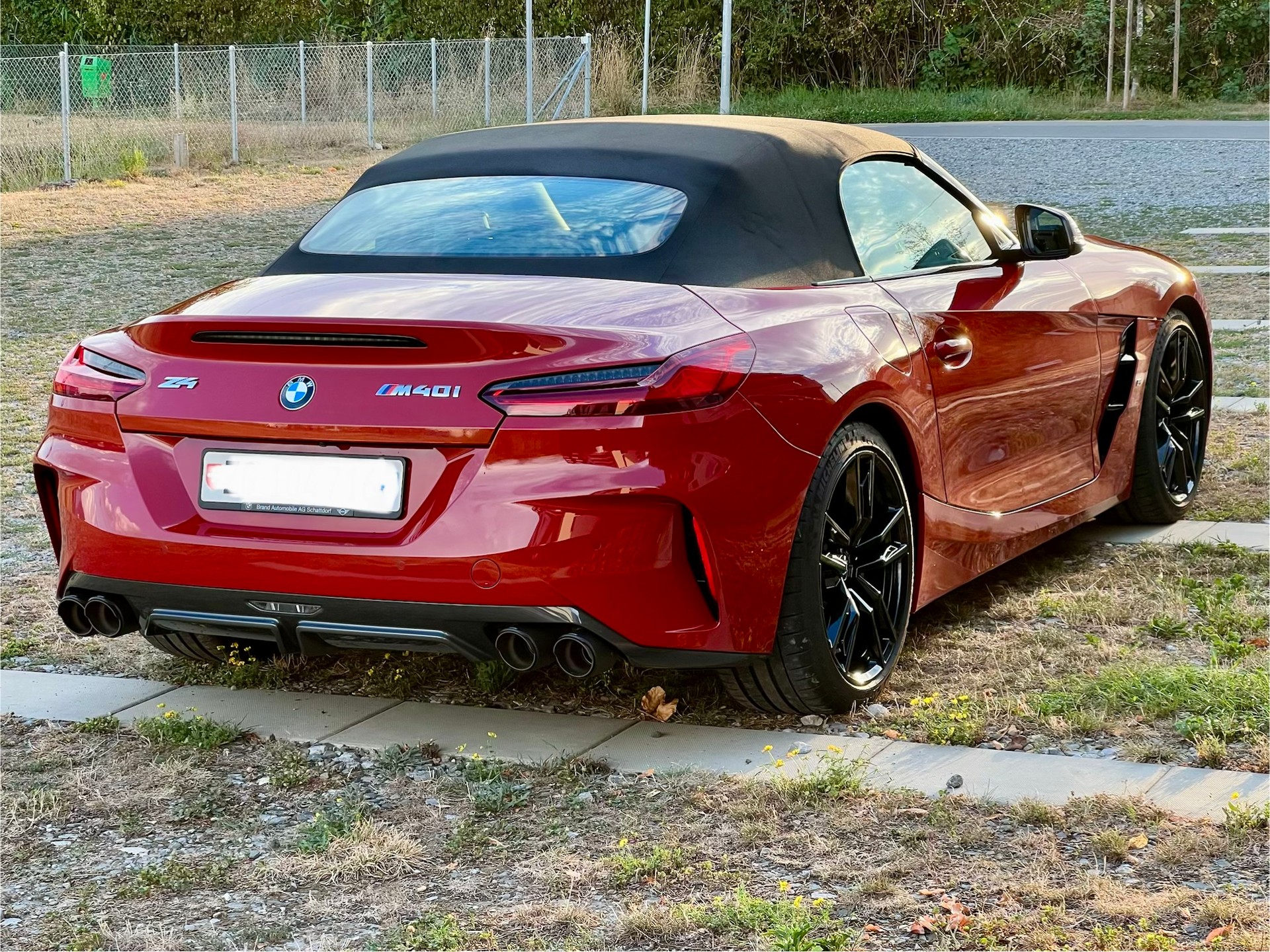 BMW M40i-image-2