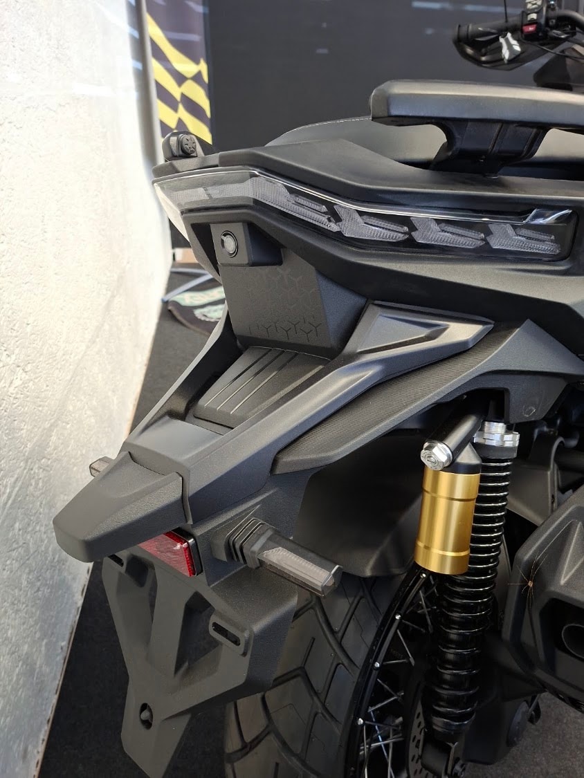 VOGE SR450X-image-5