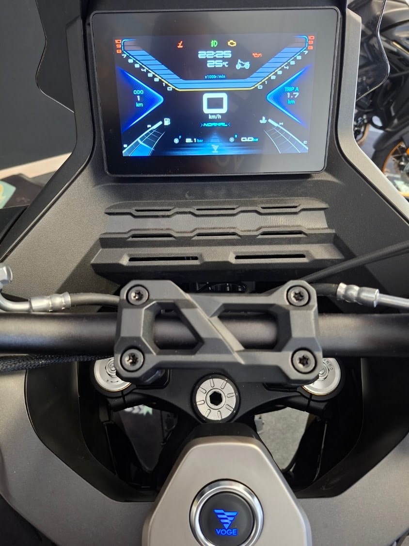 VOGE SR450X-image-11