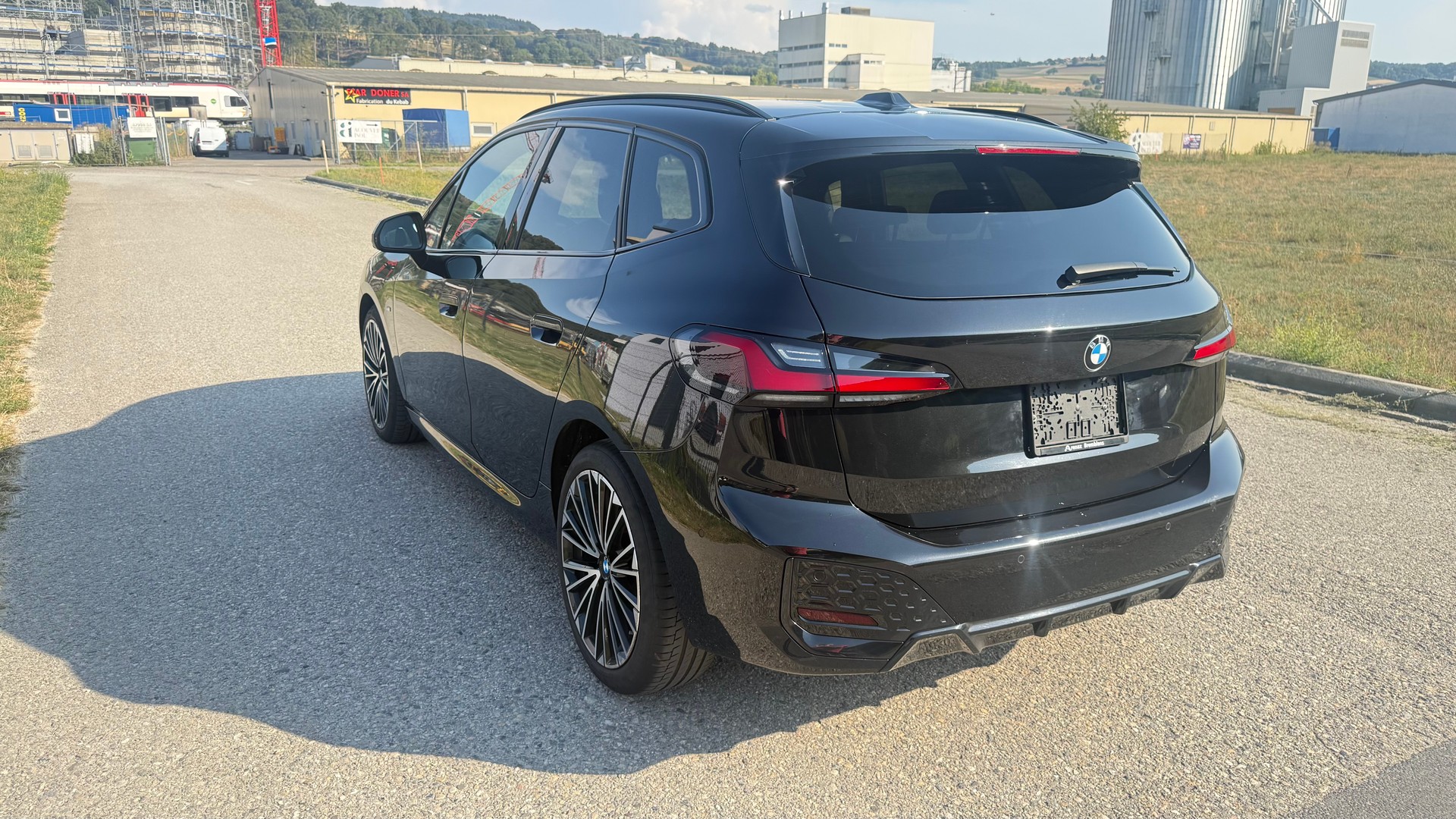 BMW 218d Active Tourer M Sport DKG-image-5