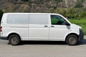 VW T5 2.0 TDI-image-9