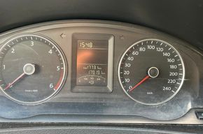 VW T5 2.0 TDI-image-3