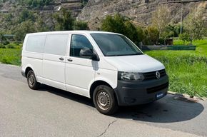 VW T5 2.0 TDI-image-4