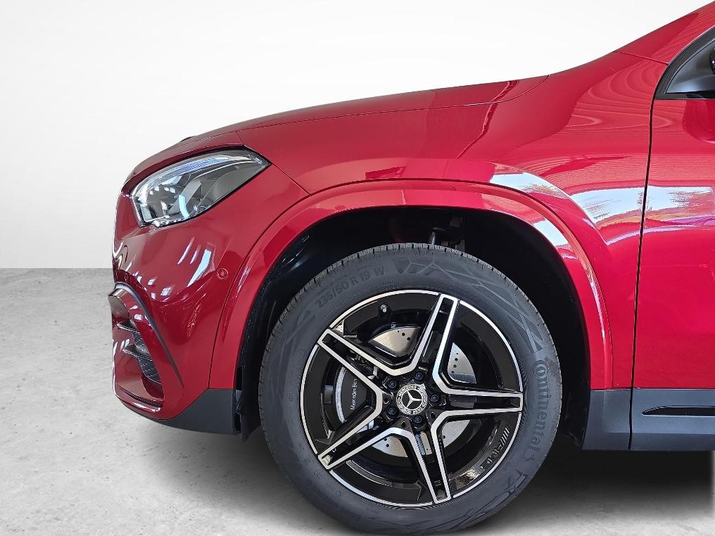 MERCEDES-BENZ GLA 250 e EQ Star AMG Line-image-12