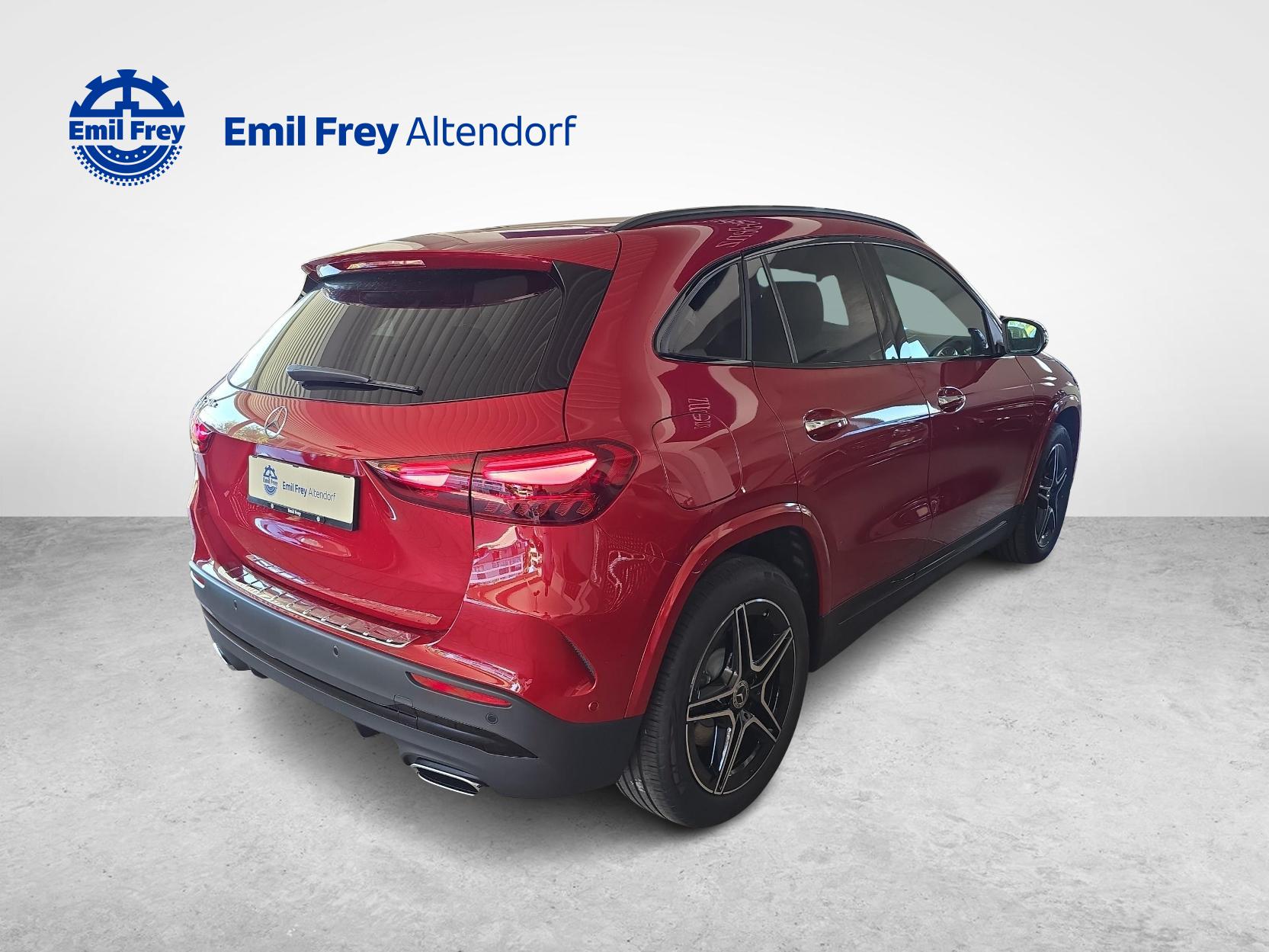 MERCEDES-BENZ GLA 250 e EQ Star AMG Line-image-4