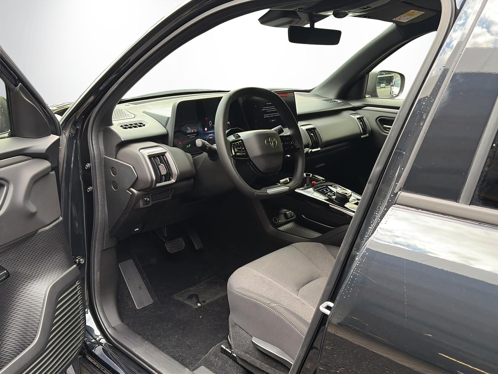 TOYOTA Urban Cruiser Trend AWD-image-6