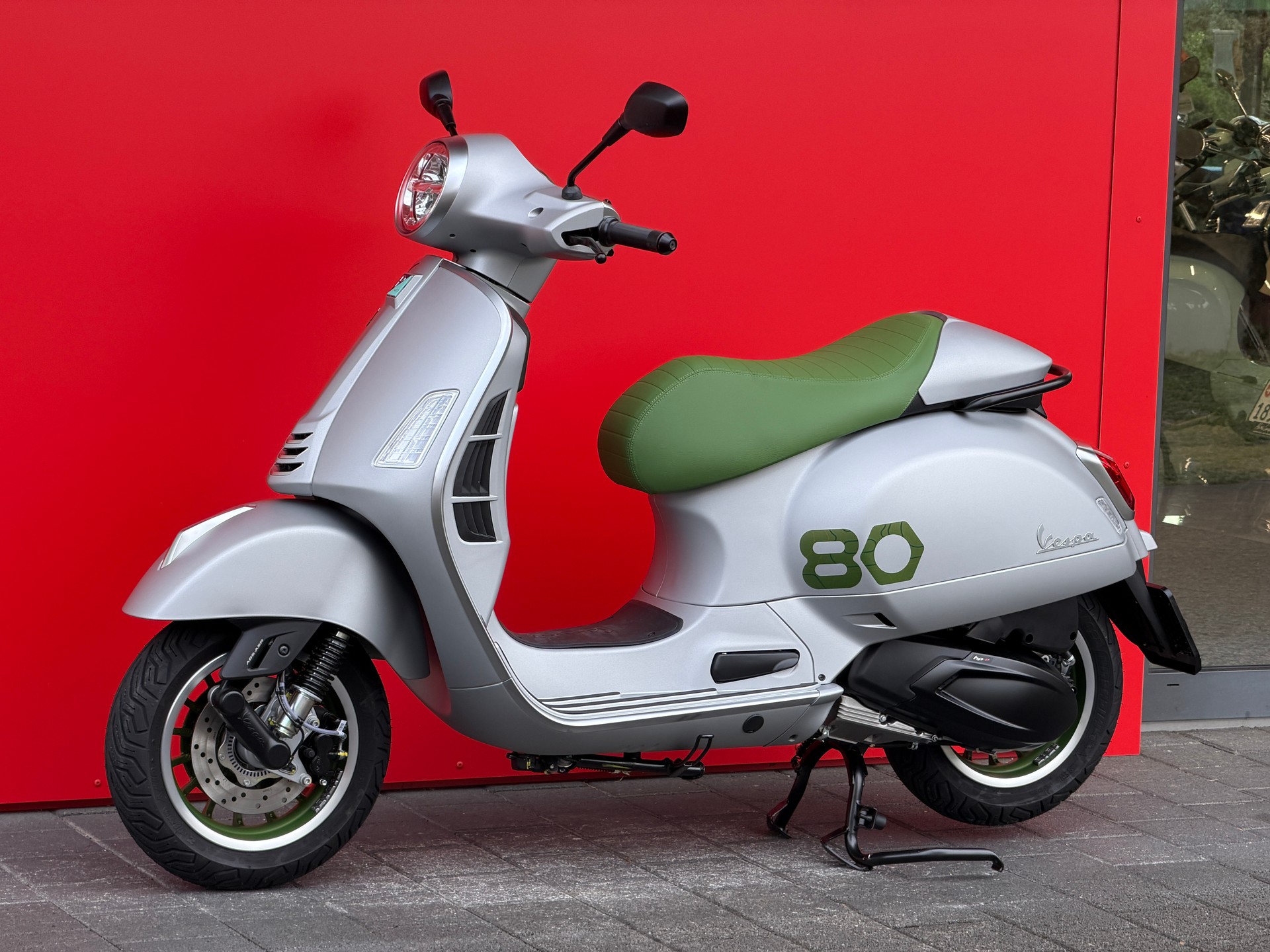 PIAGGIO Vespa GTS 310 Ottantesimo Euro 5+-image-8