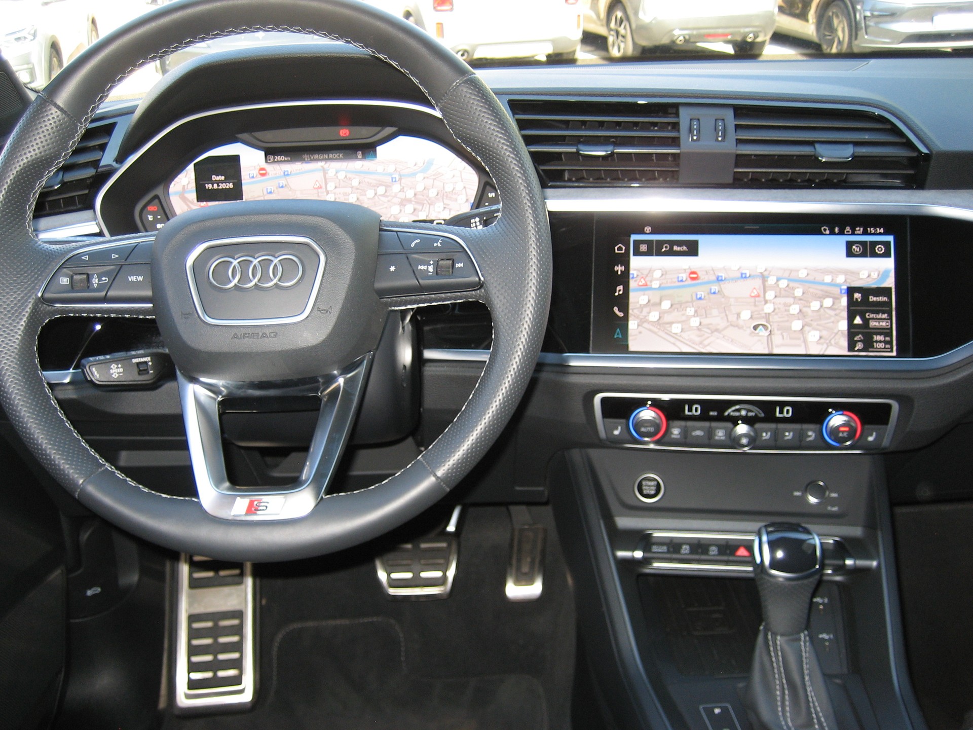 AUDI Q3 Sportback 35 TFSI S line Attraction S-tronic-image-8