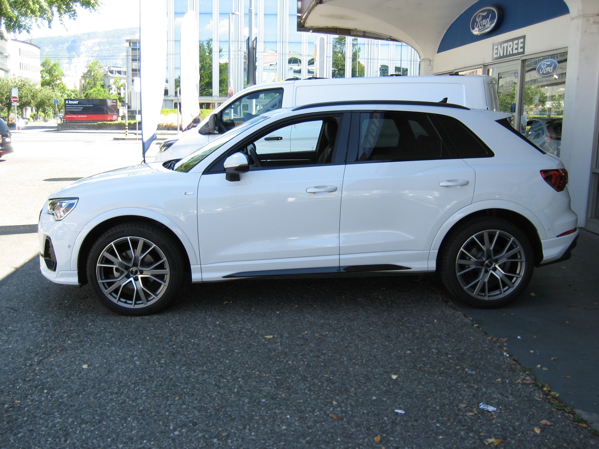 AUDI Q3 Sportback 35 TFSI S line Attraction S-tronic-image-1