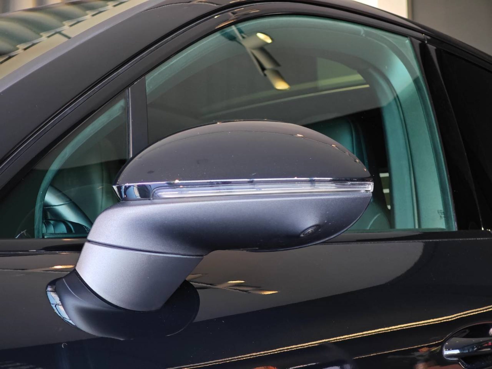 PORSCHE Cayenne E-Hybrid Coupé Platinum Edition-image-12
