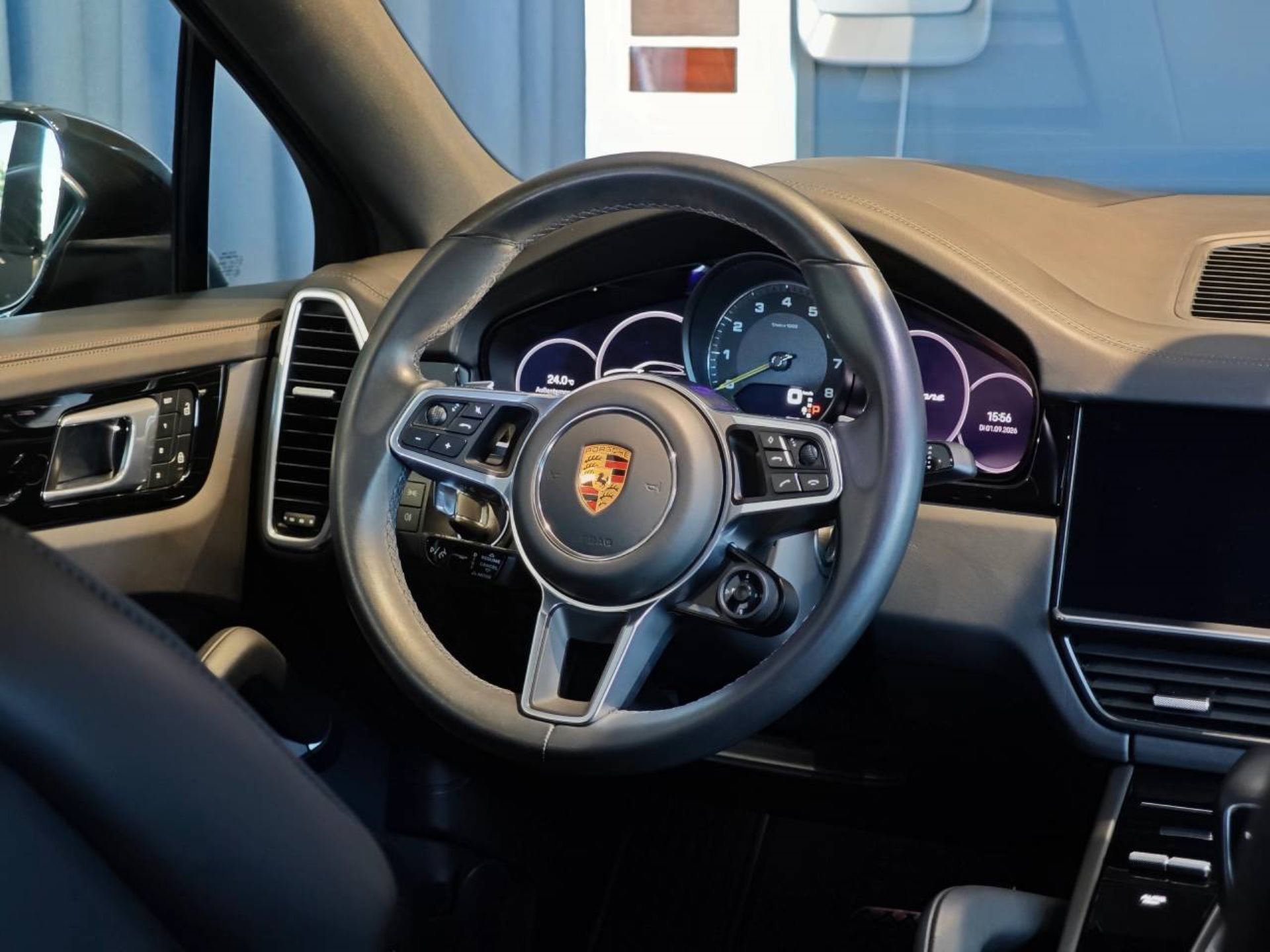 PORSCHE Cayenne E-Hybrid Coupé Platinum Edition-image-13