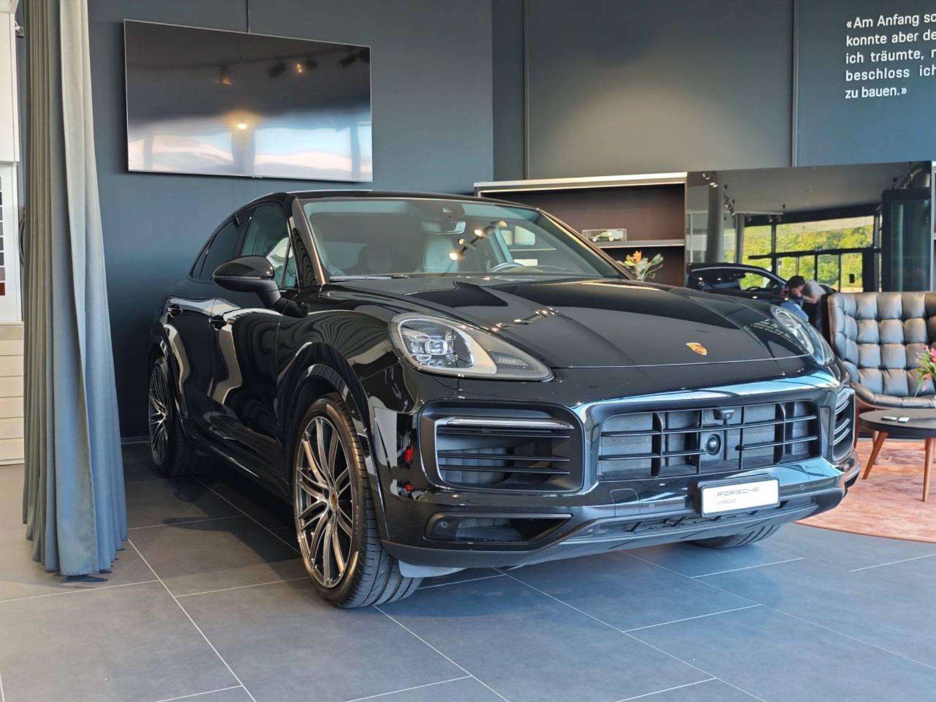 PORSCHE Cayenne E-Hybrid Coupé Platinum Edition-image-6