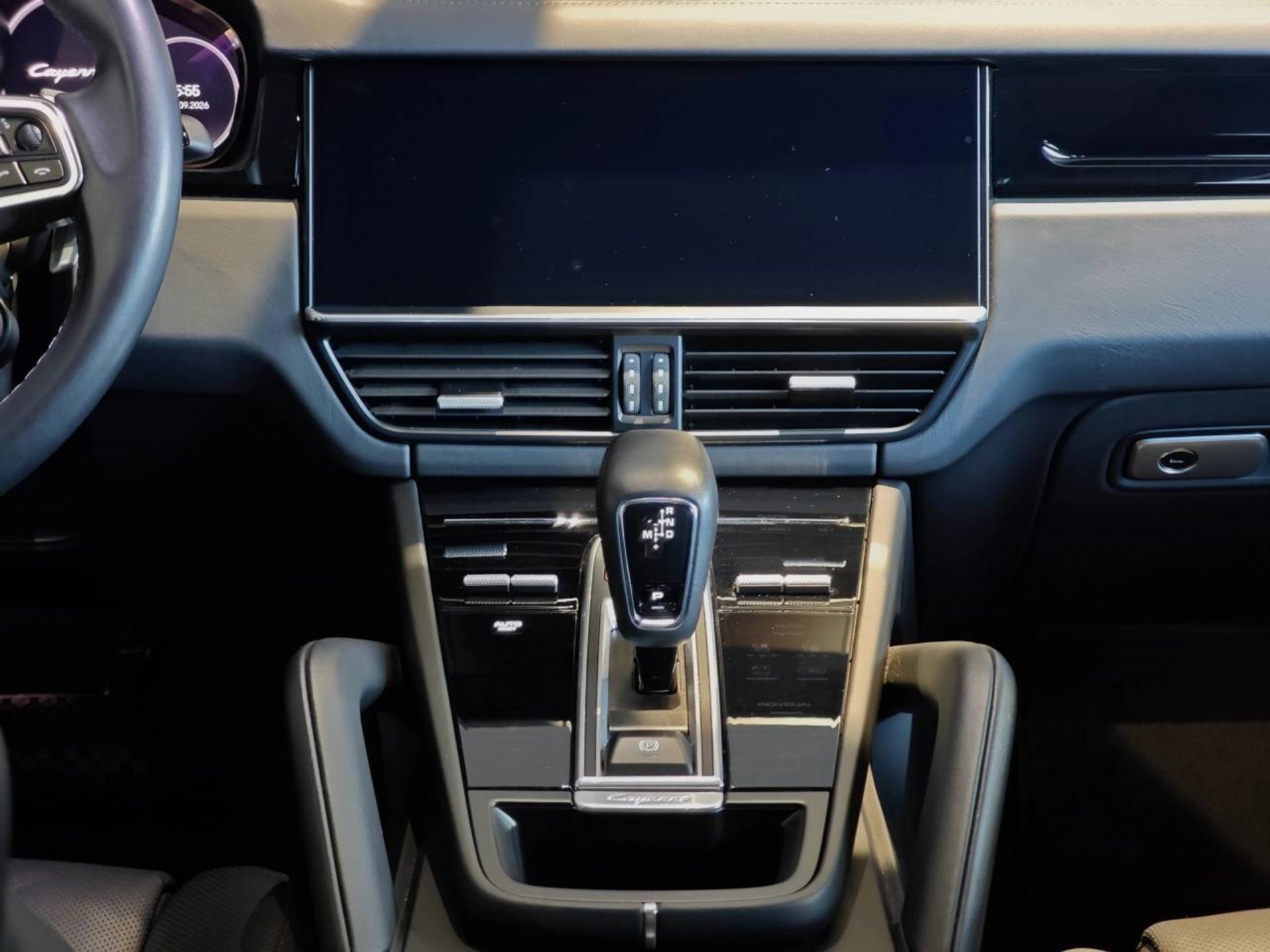 PORSCHE Cayenne E-Hybrid Coupé Platinum Edition-image-15