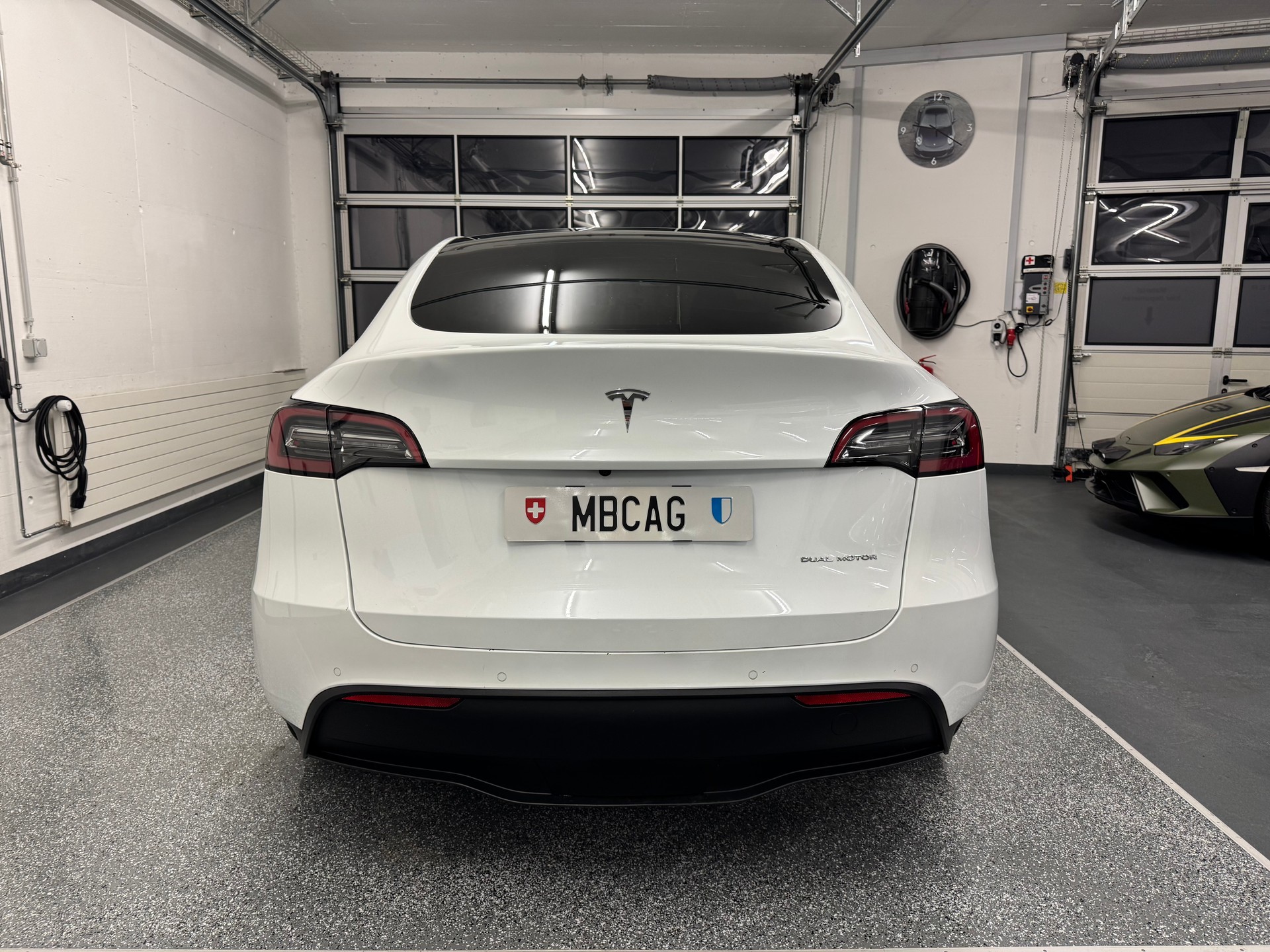 TESLA Model Y Long Range, Anhängerkupplung-image-7
