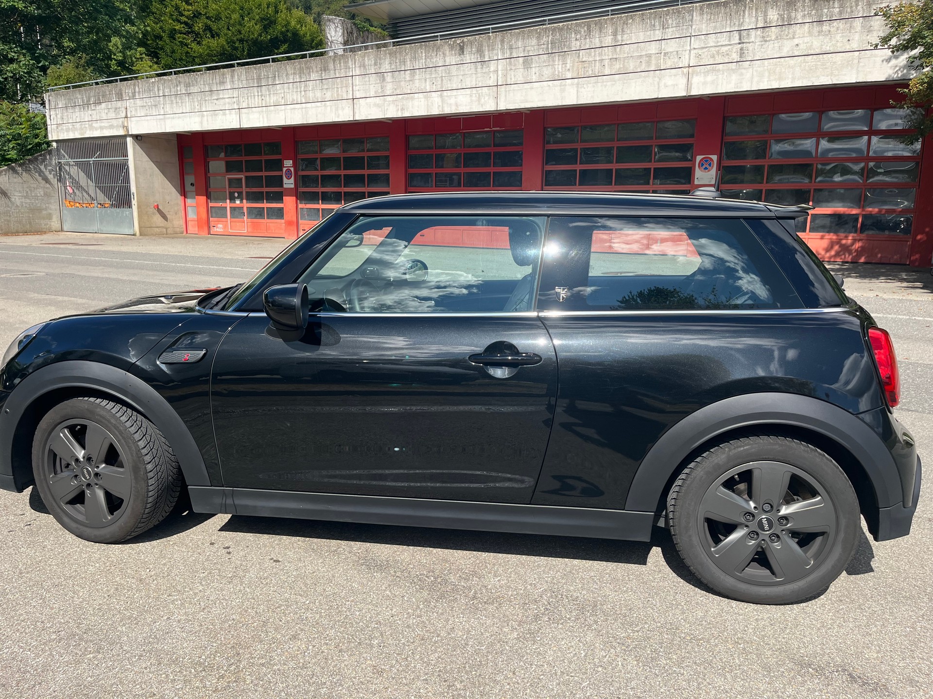 MINI 2.0i Cooper S SDKG-image-0