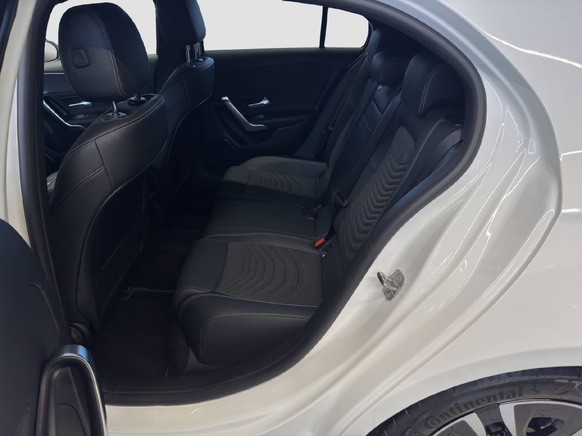 MERCEDES-BENZ A 180 Progressive-image-13