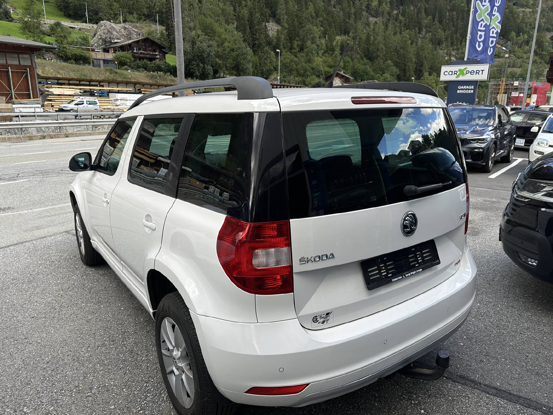 SKODA Yeti 2.0 TDI 110 Active 4x4-image-3