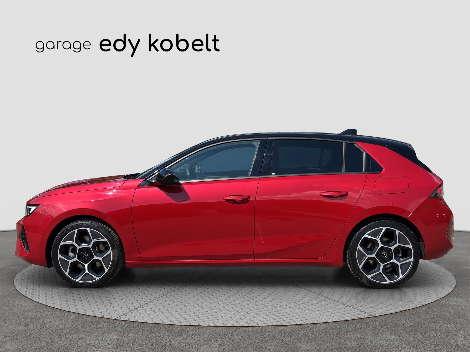 OPEL Astra 1.6 PHEV Turbo Swiss Plus A-image-1