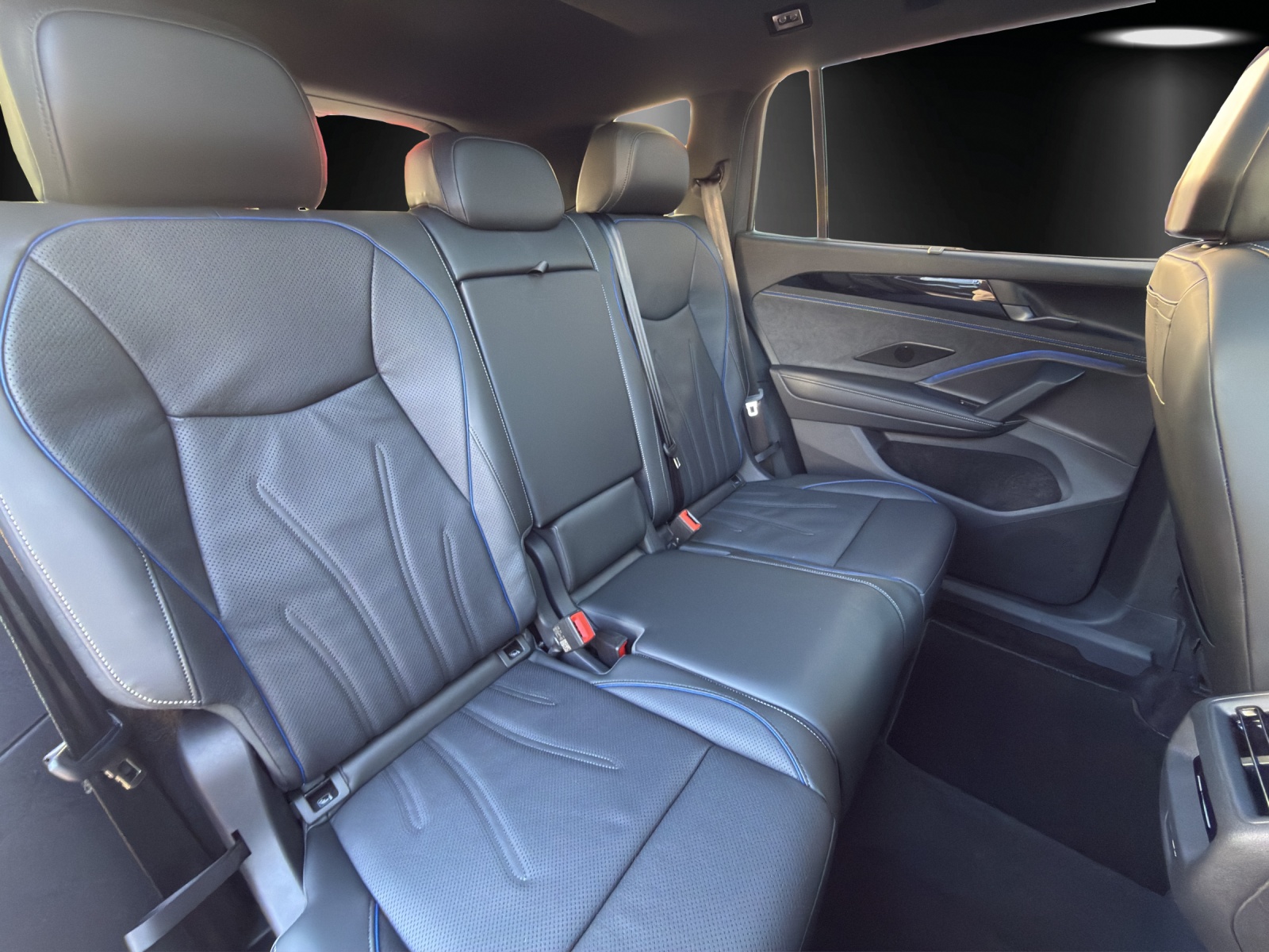 VW Tayron 2.0 TSI R-Line DSG 4Motion-image-7