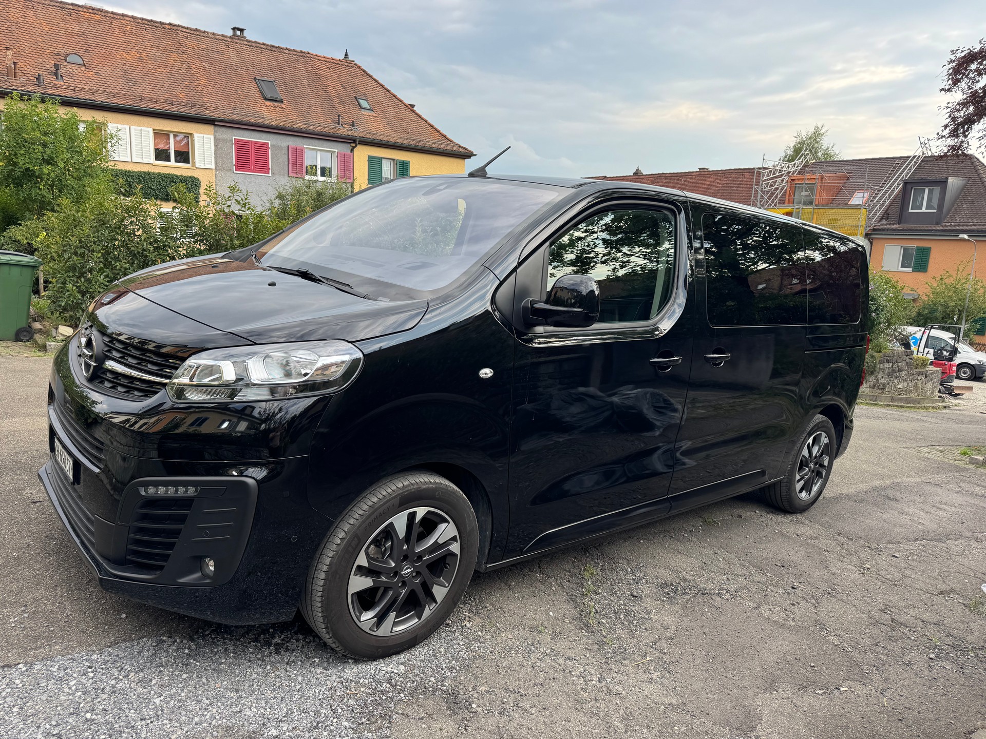 OPEL zafira life 2.0-image-0