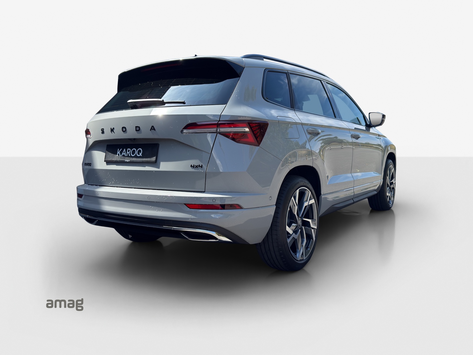 SKODA Karoq 2.0 TSI SportLine 4x4 DSG-image-4