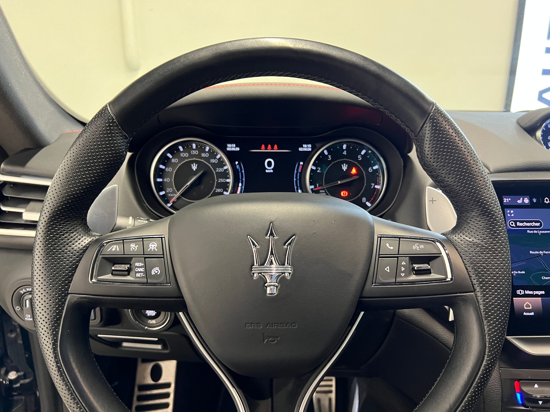 MASERATI Ghibli 3.0 V6 Modena-image-3