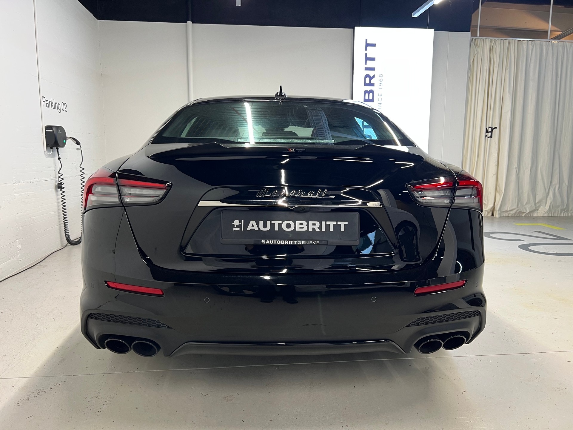 MASERATI Ghibli 3.0 V6 Modena-image-8