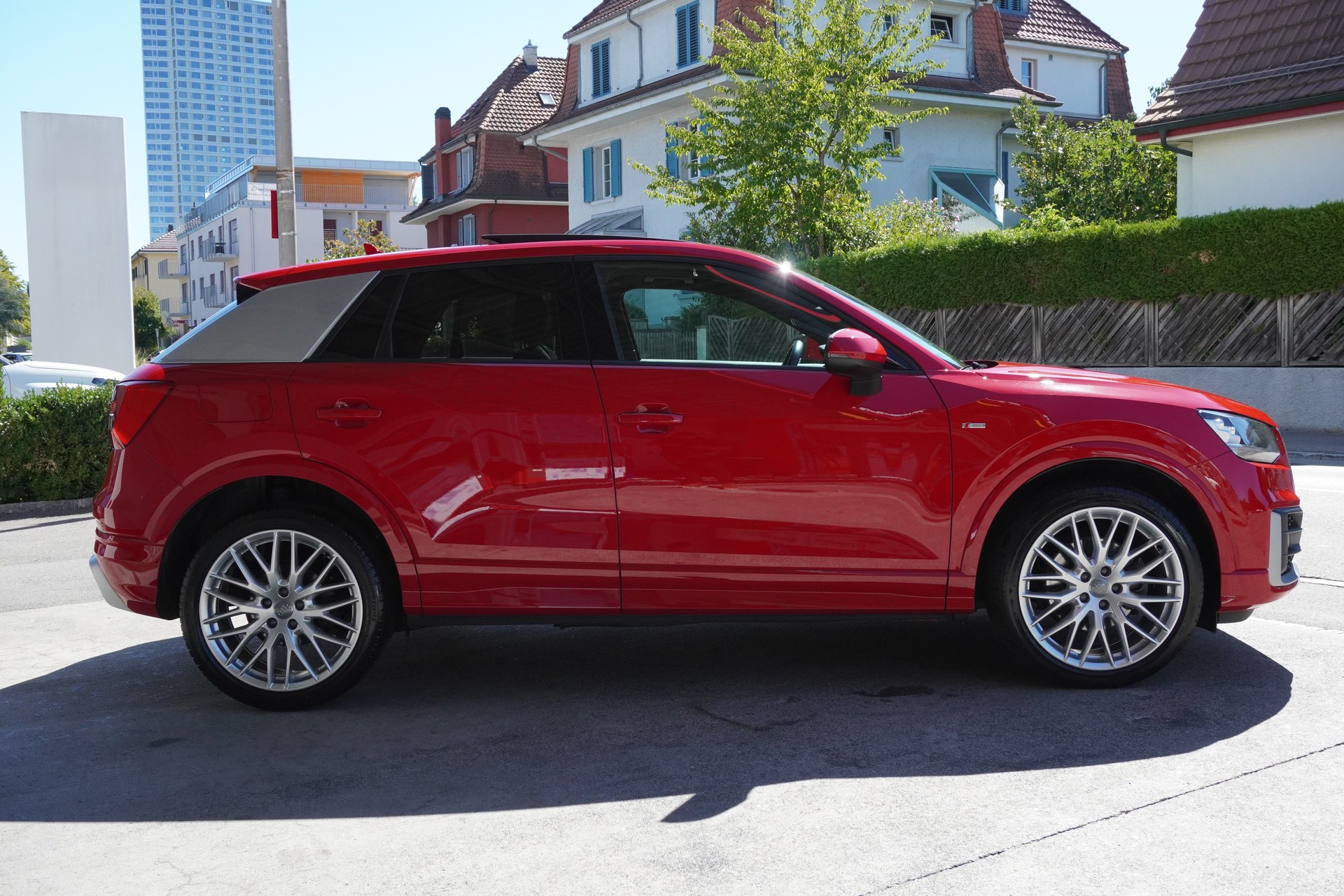 AUDI Q2 2.0 TFSI sport quattro S-tronic-image-3