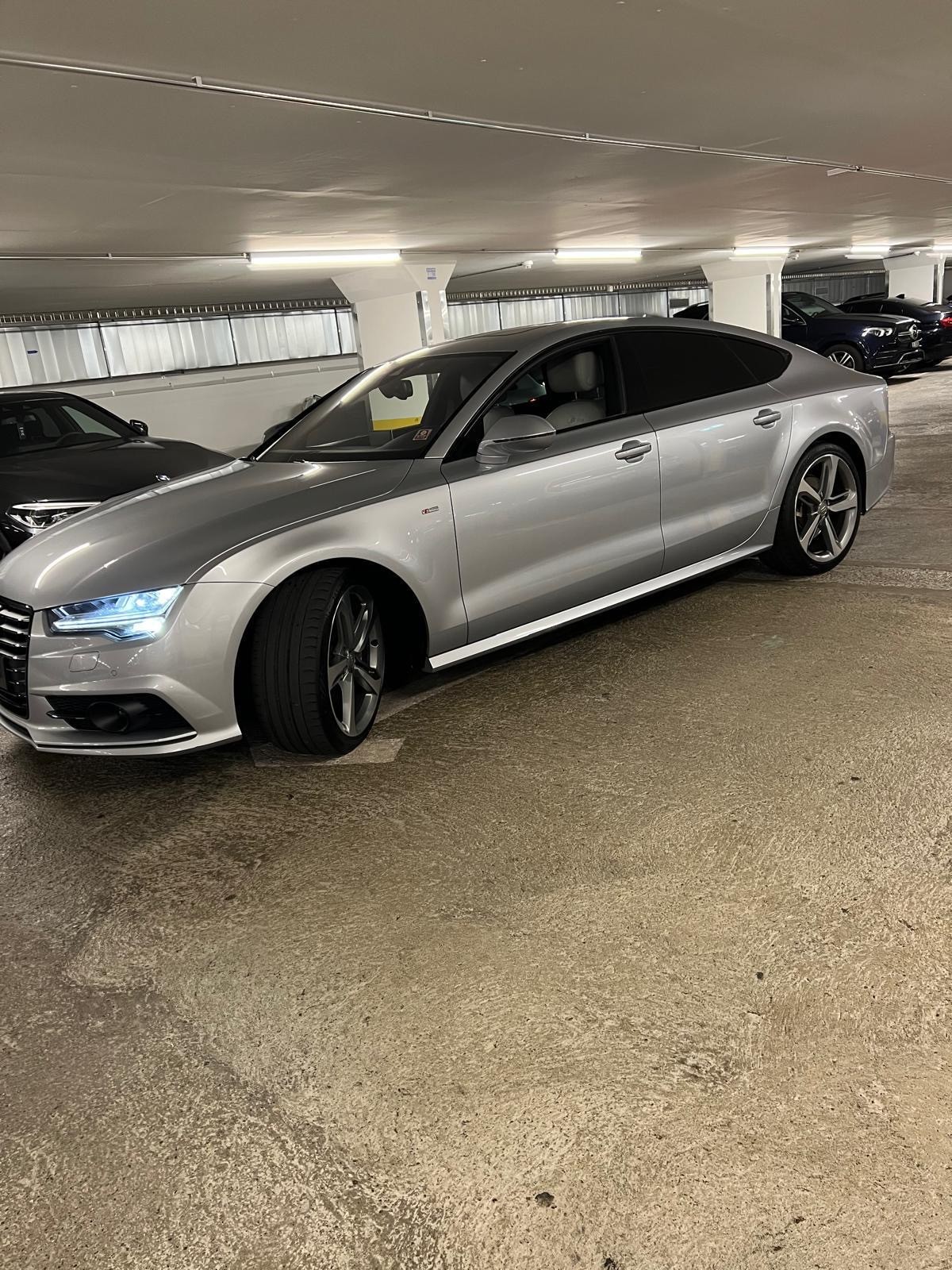 AUDI Sportback 3.0 TFSI quattro S-tronic-image-1