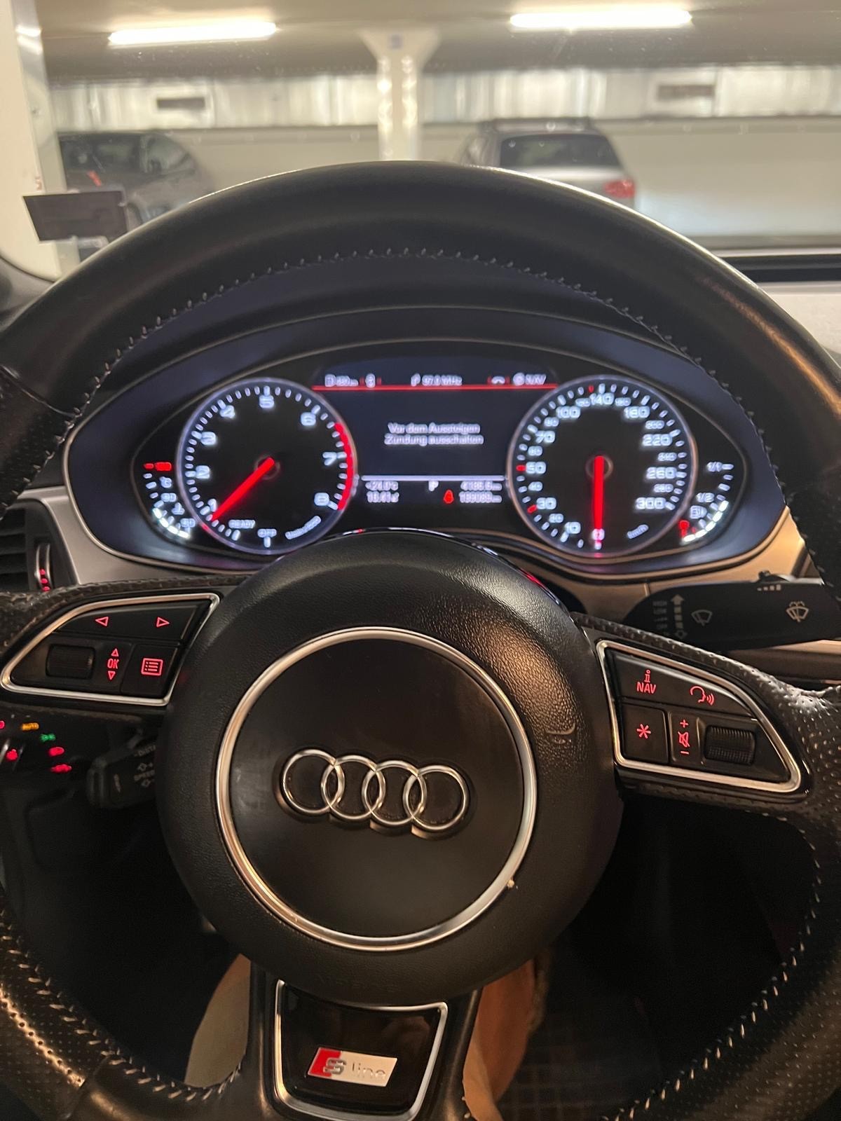 AUDI Sportback 3.0 TFSI quattro S-tronic-image-5