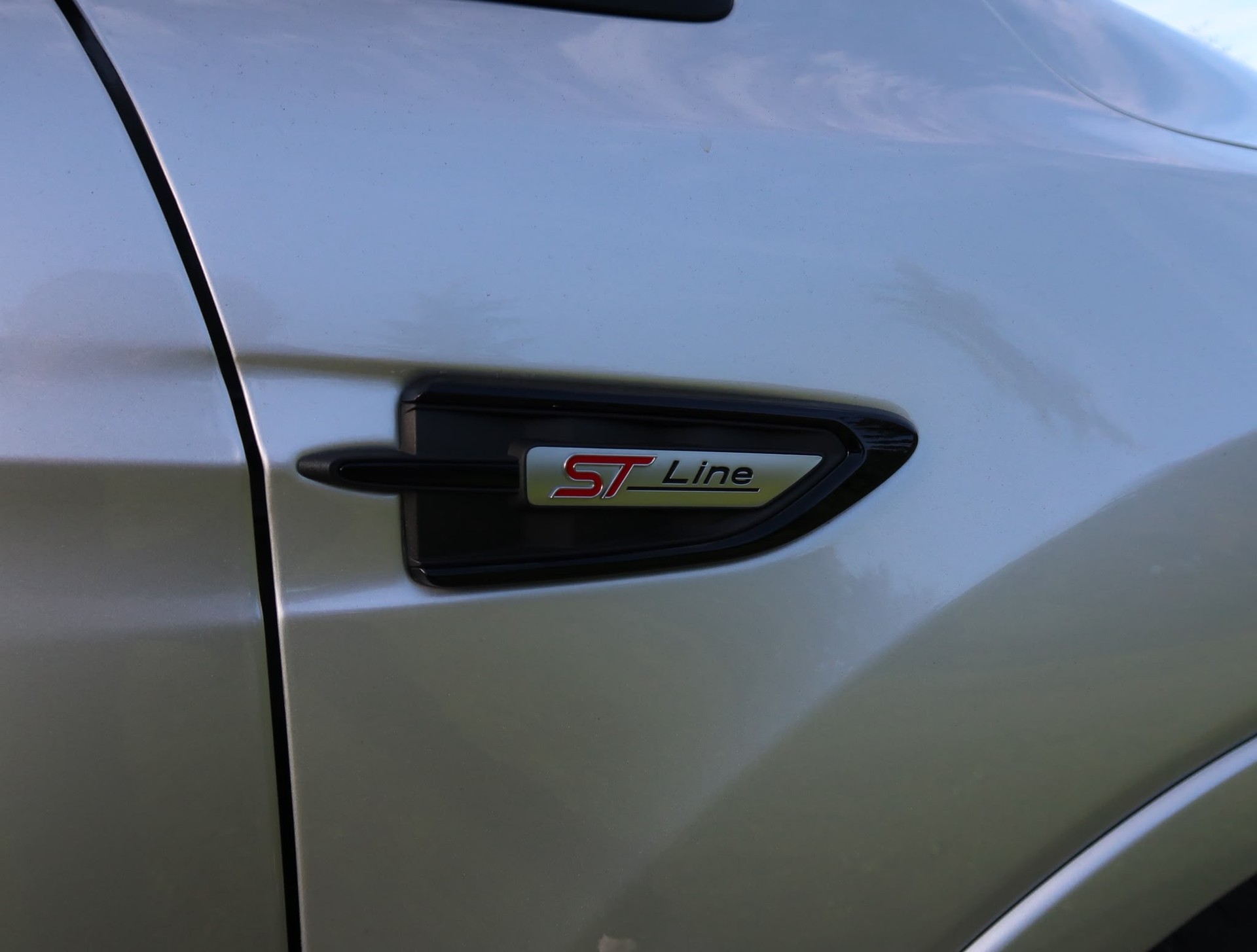 FORD Kuga 2.0 TDCi ST Line FPS 4WD PowerShift-image-9