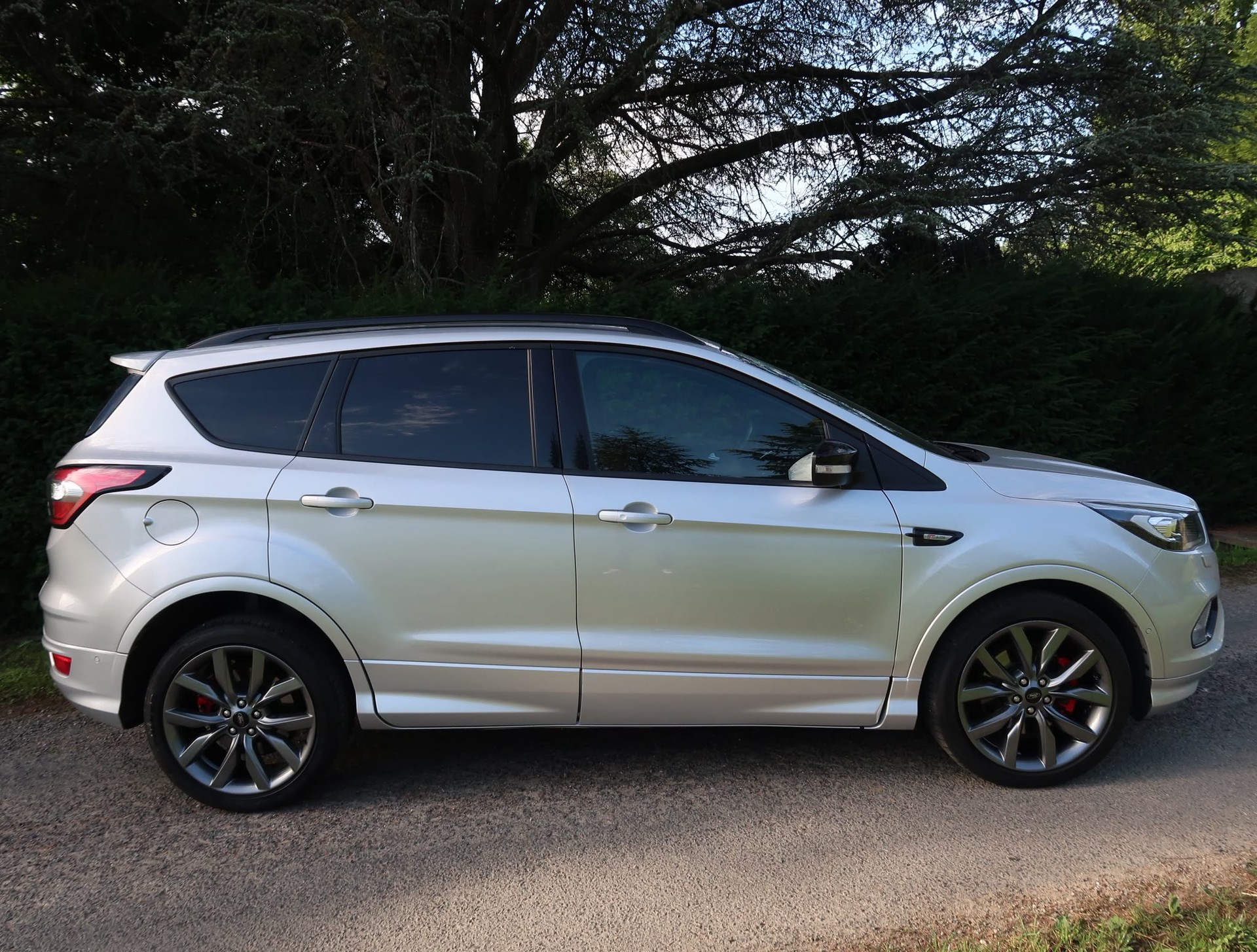FORD Kuga 2.0 TDCi ST Line FPS 4WD PowerShift-image-3