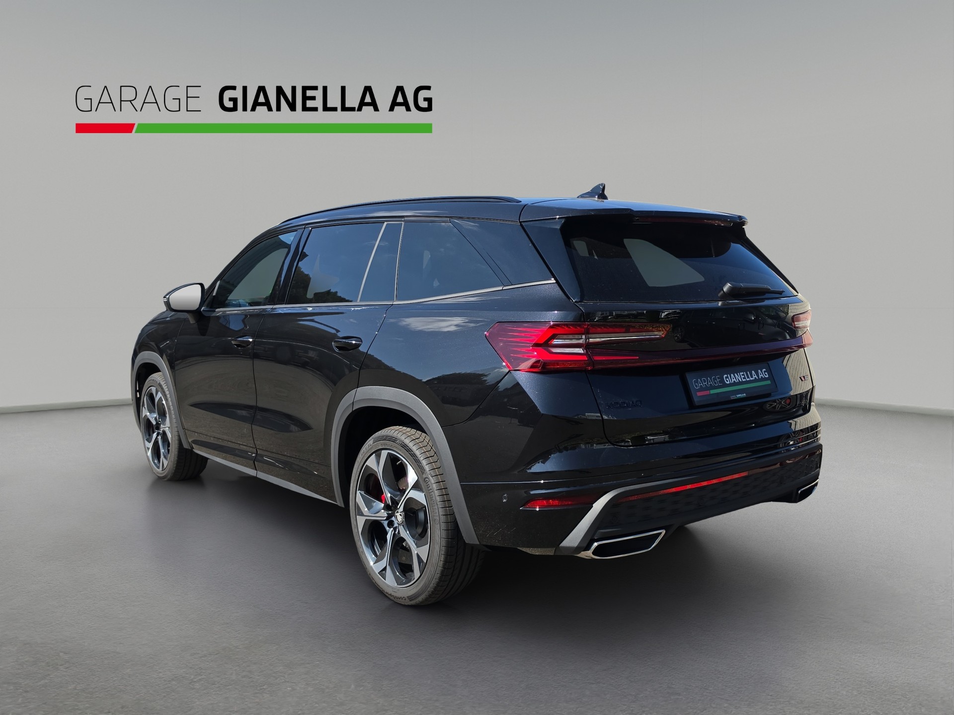 SKODA Kodiaq 2.0 TSI RS 4x4-showroom-element-2