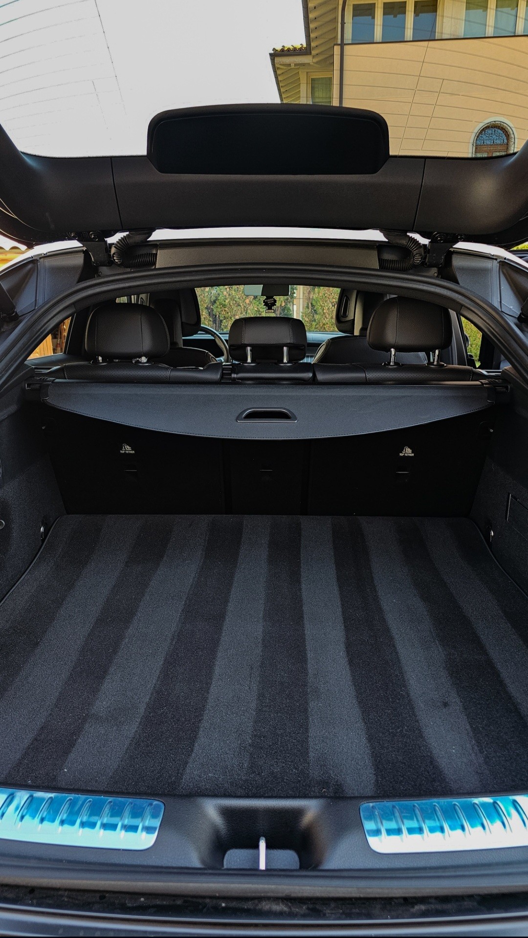MERCEDES-BENZ GLC 220-image-5
