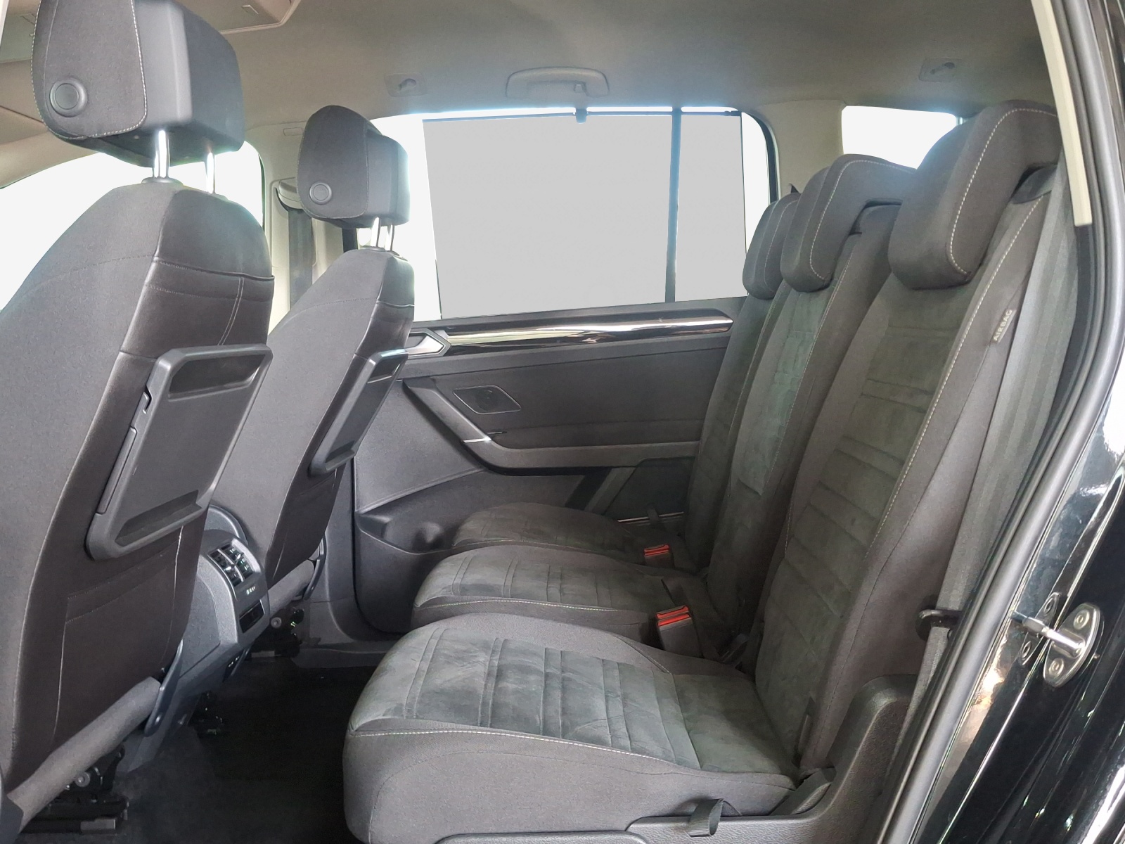 VW Touran 1.5 TSI EVO Highline DSG-image-11