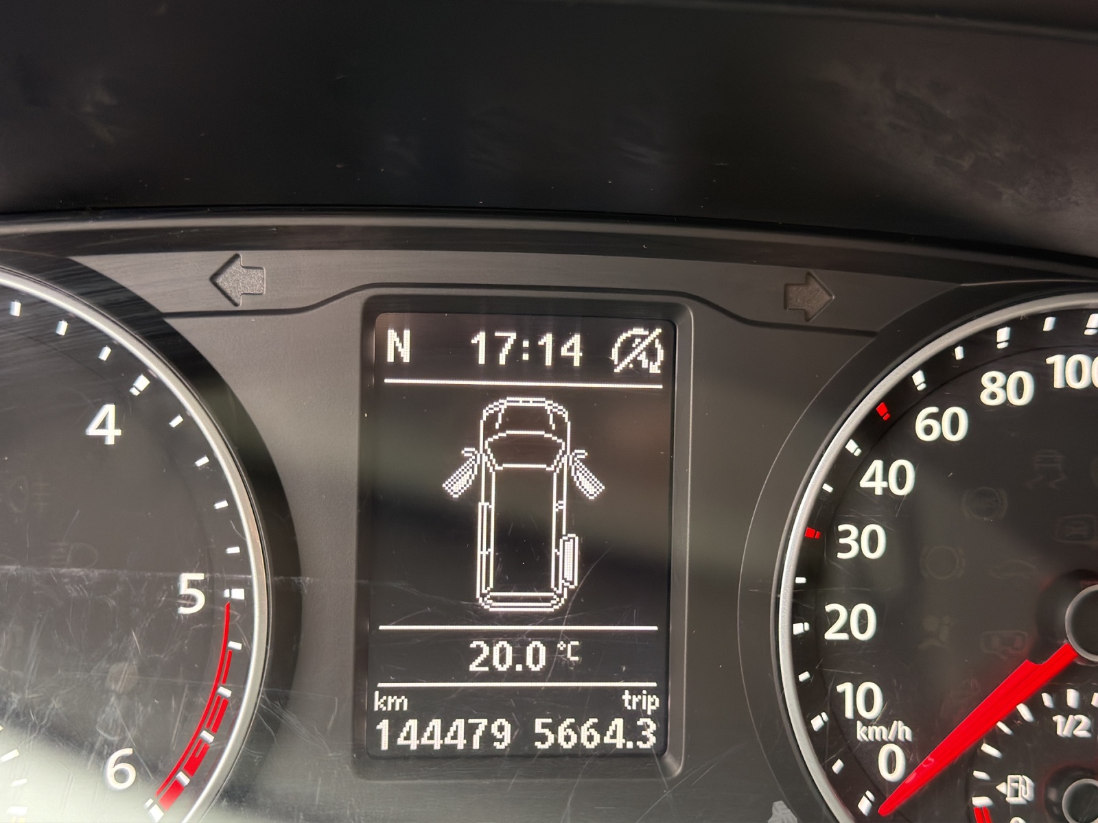 VW T6.1 2.0 TDI DSG-image-10