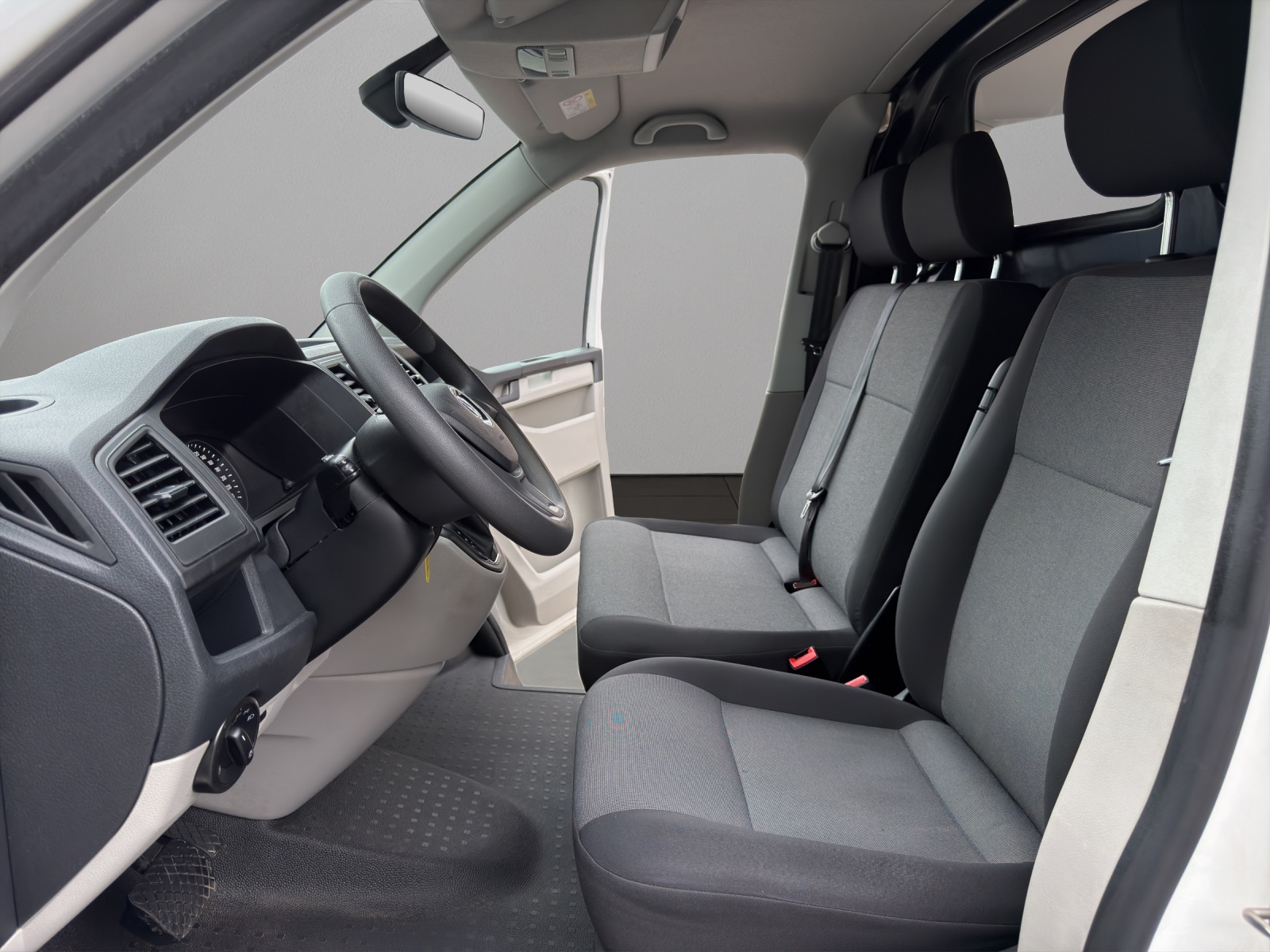 VW T6.1 2.0 TDI DSG-image-8